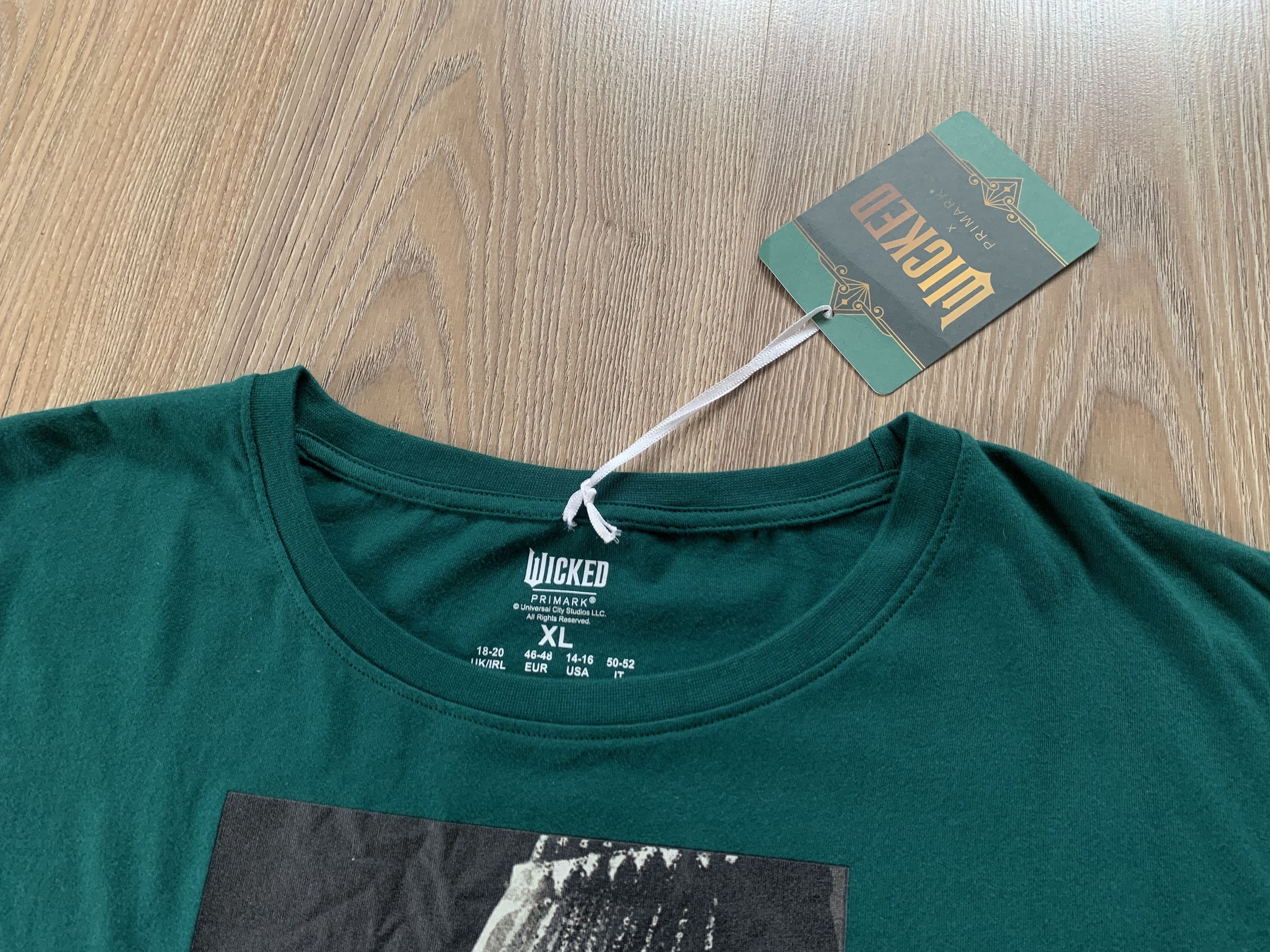 Primark Wicked x Primark Defy Gravity Graphic T-Shirt Size XL / US 12-14 / IT 48-50 - 4 Thumbnail