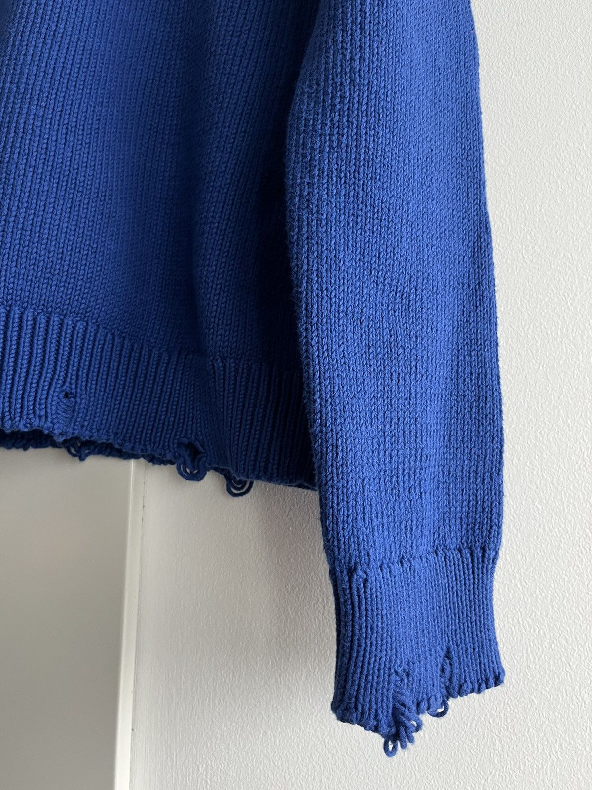 Saint Laurent Paris Super Runway Saint Laurent Sweater Distressed Size US L / EU 52-54 / 3 - 6 Thumbnail