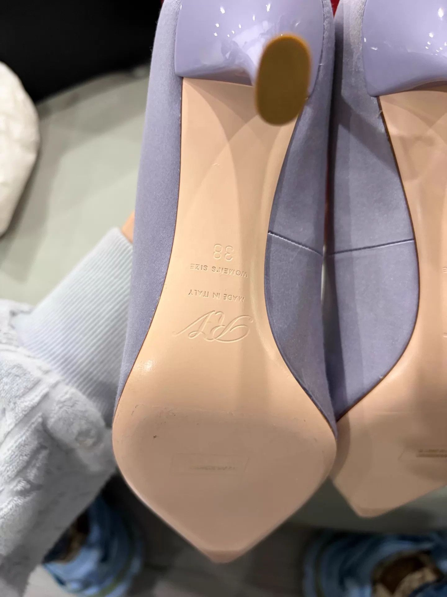 Roger Vivier RV Lavender Silk Satin Crystal Buckle 38 NOS Box Size US 7.5 / IT 37.5 - 7 Thumbnail