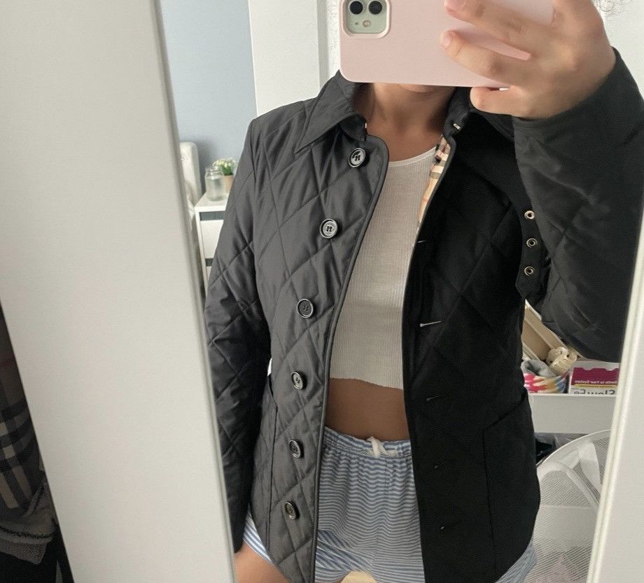 Burberry Burberry Women’s Fernleigh Quilted Jacket size XS worn once Size XS / US 0-2 / IT 36-38 - 1 Thumbnail