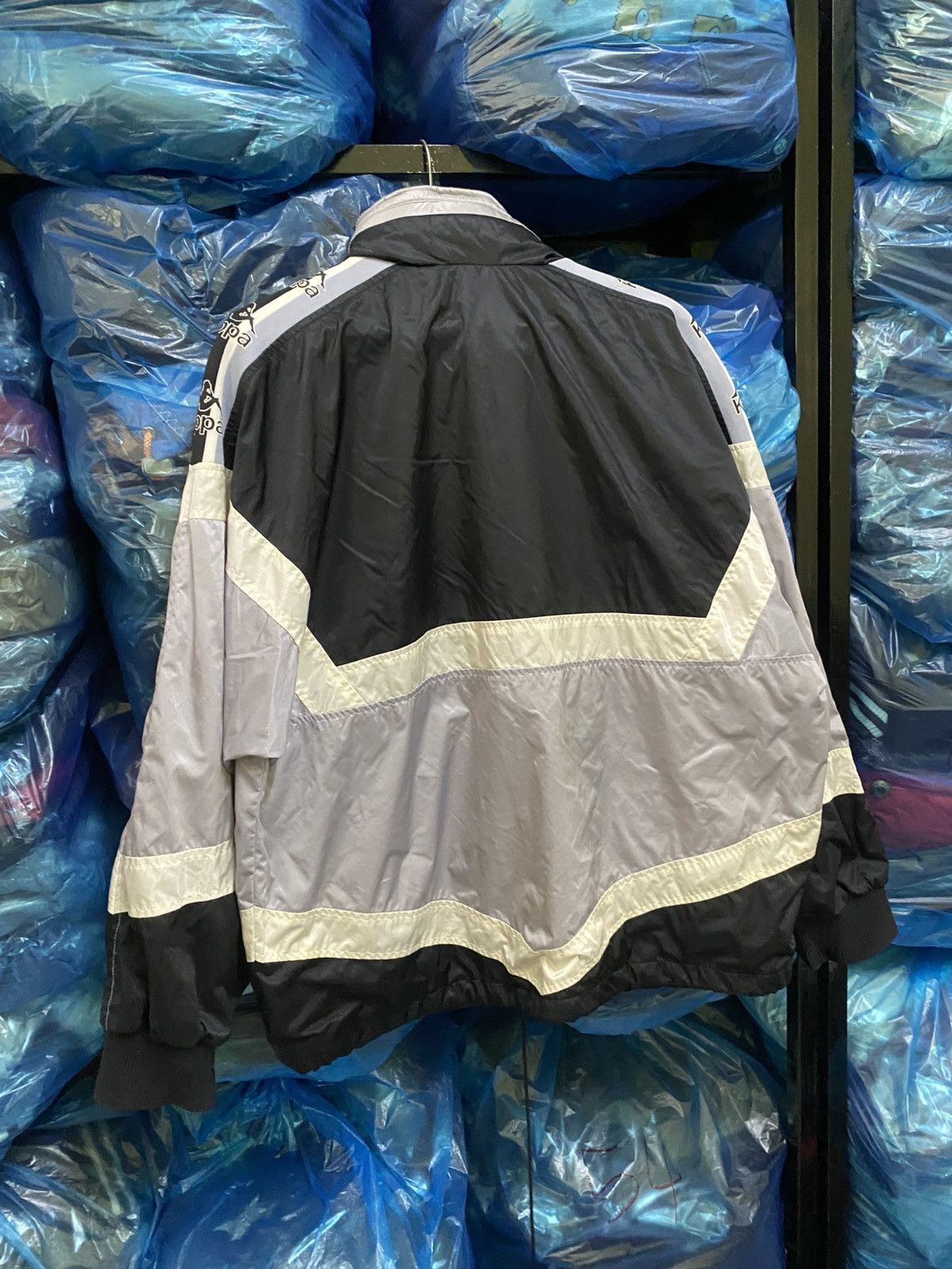 Kappa Vintage Kappa x Juventus Windbreaker Jacket - Black/Grey Size US M / EU 48-50 / 2 - 14 Thumbnail