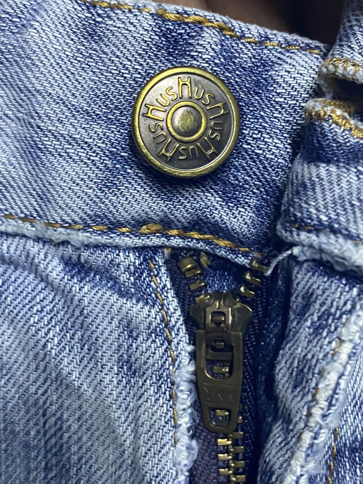 Japanese Brand Vintage Japanese Brand Hush Hush Light Wash Flare Jeans Size US 29 - 11 Thumbnail
