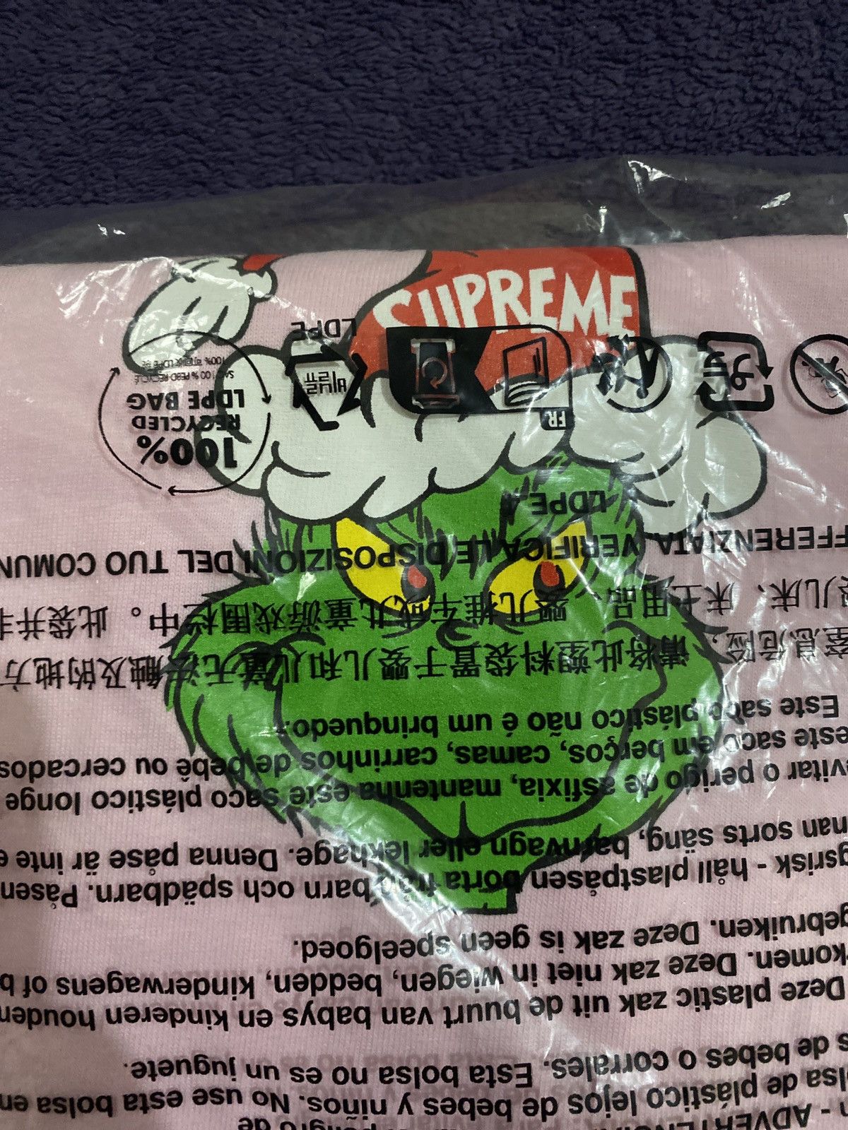 Supreme Supreme Grinch Tee Light Pink Size US S / EU 44-46 / 1 - 2 Thumbnail