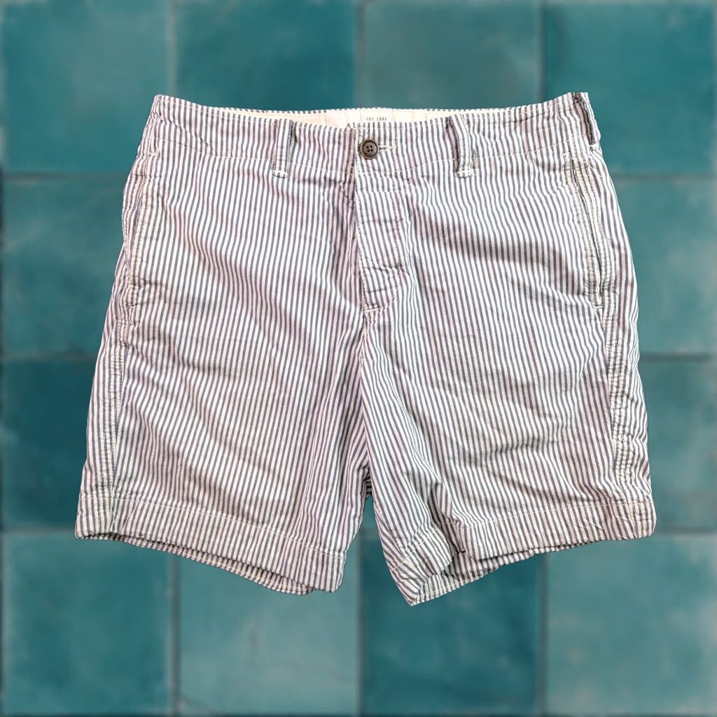 Abercrombie & Fitch Abercrombie & Fitch Shorts Mens 34 Button Fly Striped Cotton White Gray Classic Chino Pocket Pockets Blue 34 Mens Size US 34 / EU 50 - 1 Thumbnail