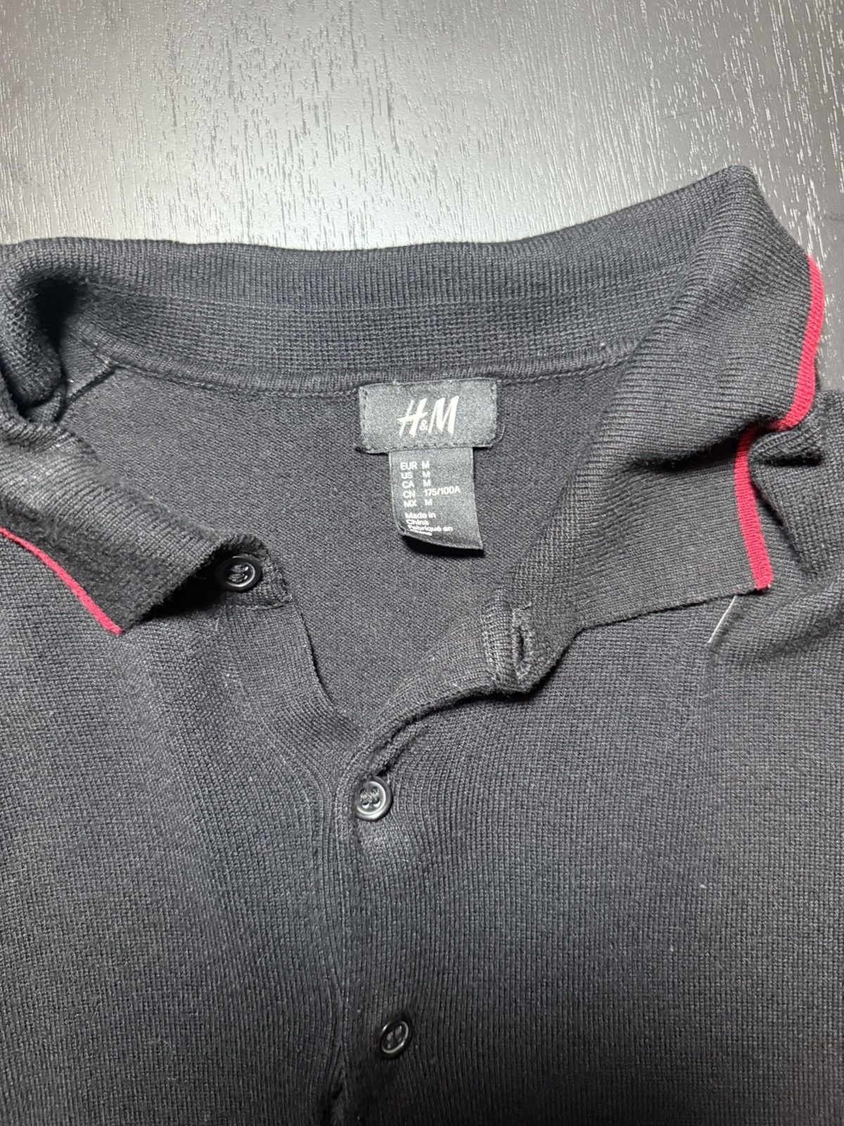 H&M Black and red H&M polo shir Size US M / EU 48-50 / 2 - 2 Thumbnail