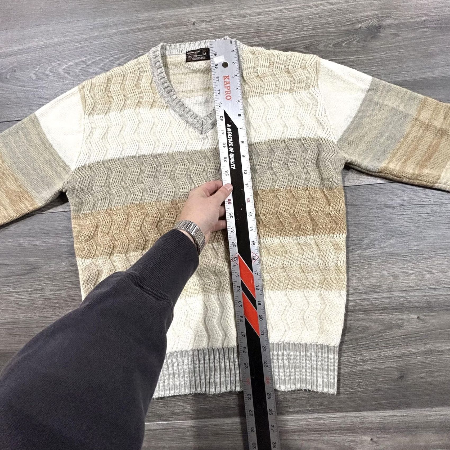 JCPenney VINTAGE JCPenney Sweater Mens M Beige Gray Stripe V-Neck Knit Acrylic 80s Retro Size US M / EU 48-50 / 2 - 5 Thumbnail