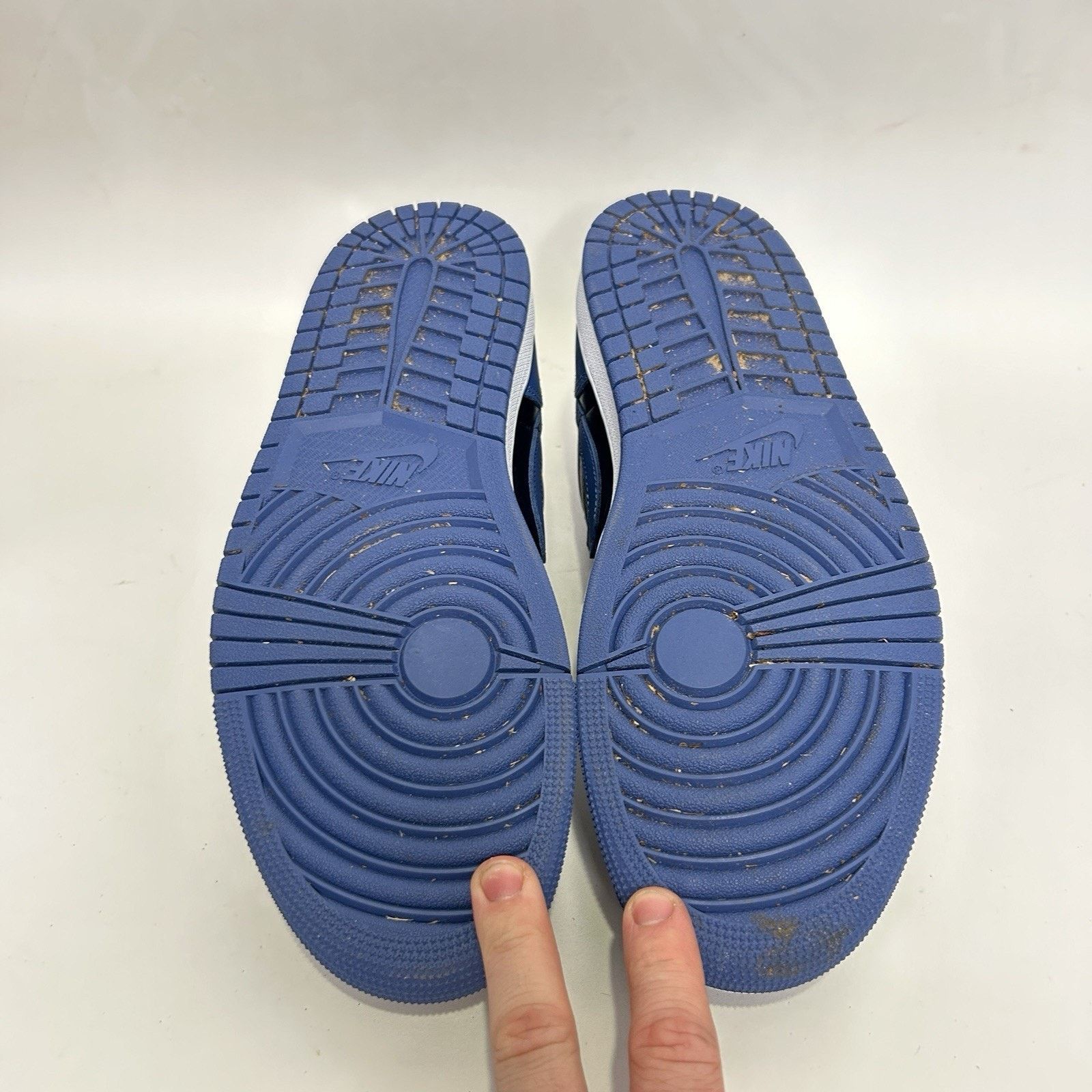 Jordan Brand Nike Air Jordan 1 Retro Low OG “Mystic Navy” Size US 11 / EU 44 - 7 Thumbnail