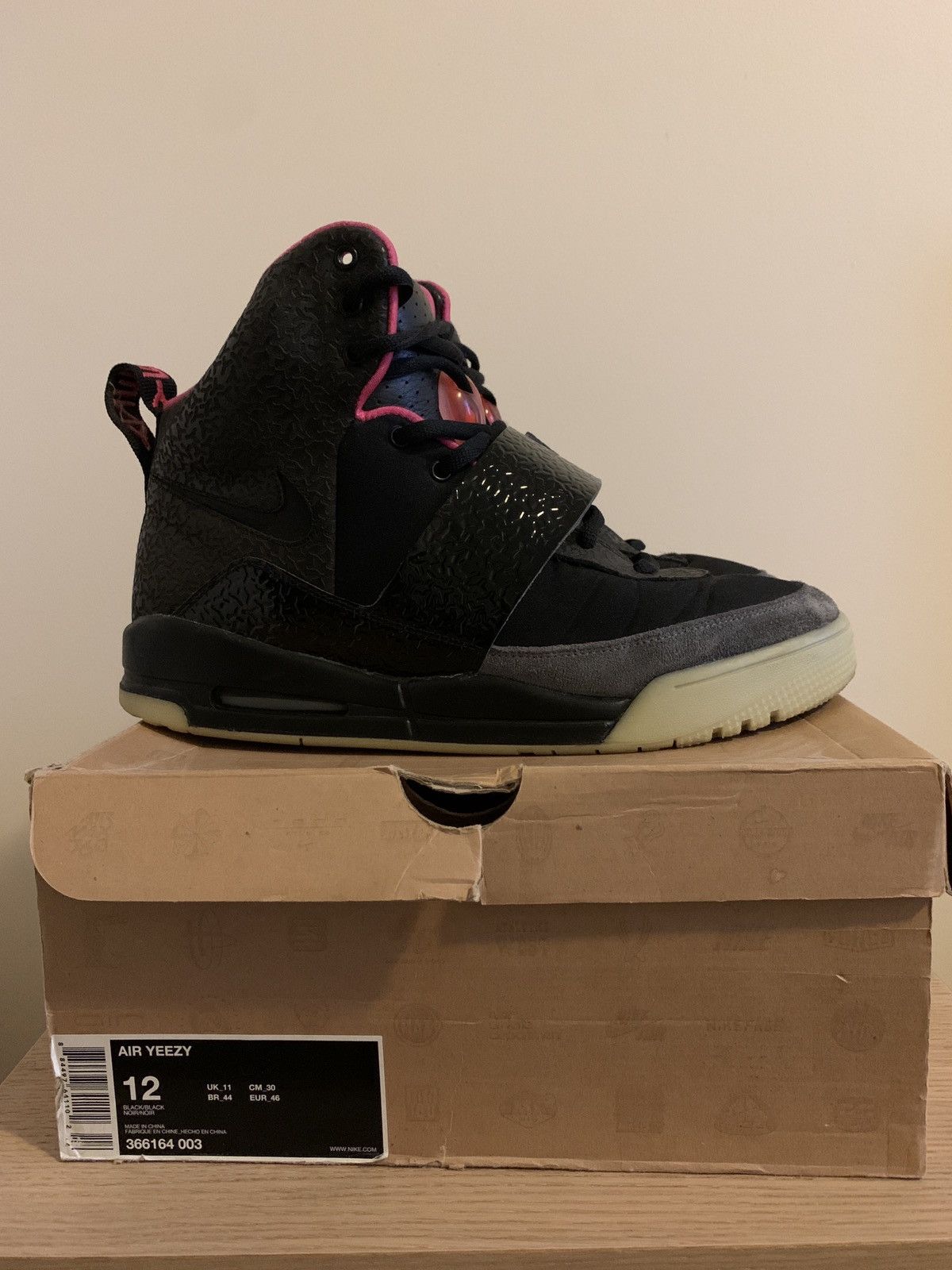 Nike Nike Air Yeezy “Blink” Size 12 Size US 12 / EU 45 - 1 Thumbnail