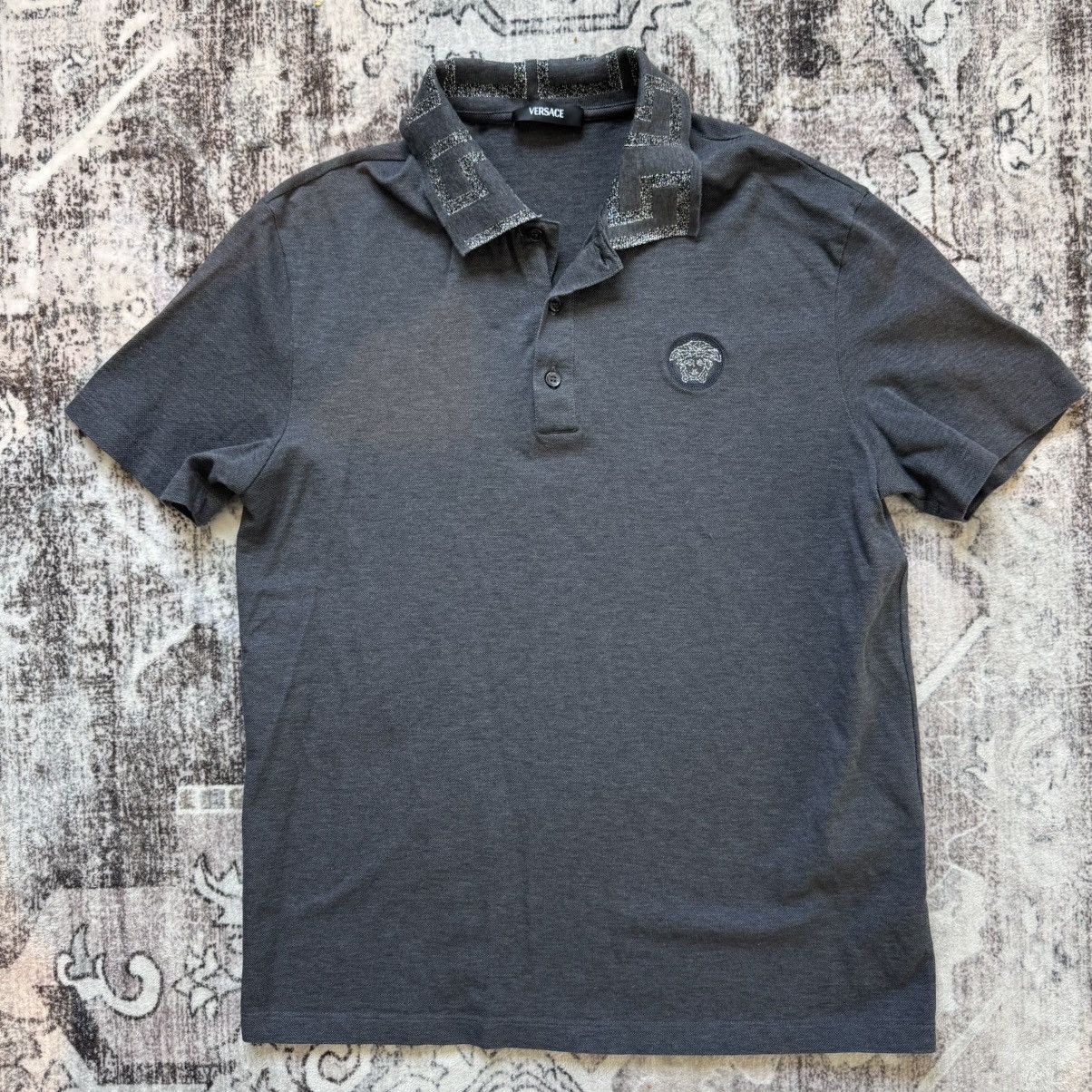 Versace Versace Embroidered Medusa Greca Collar Polo Grey Size US L / EU 52-54 / 3 - 1 Thumbnail