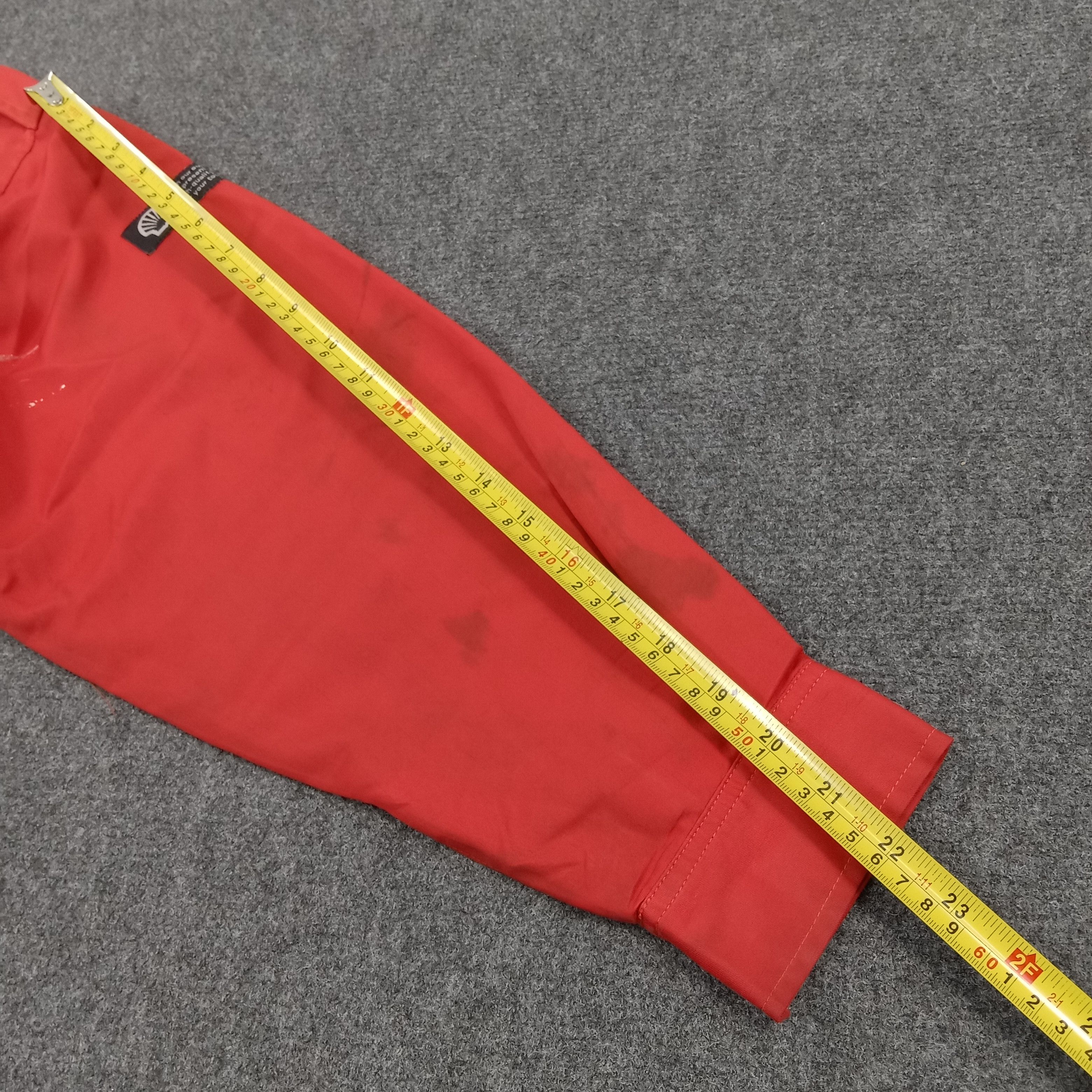 Ferrari × Vintage Shell Formula One Yuasa 1887 Ferrari Racing Jacket Size US L / EU 52-54 / 3 - 7 Thumbnail