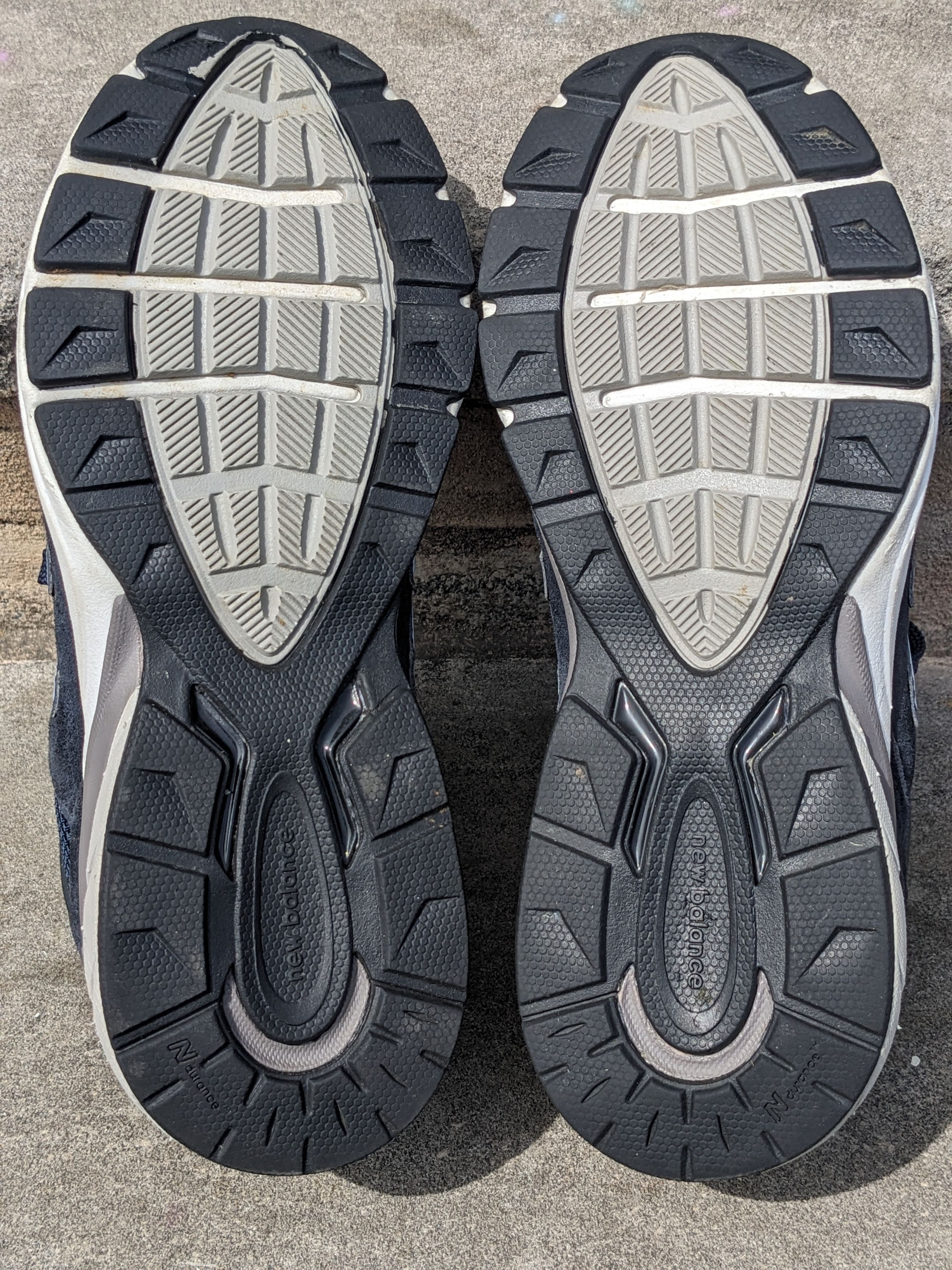 Designer × New Balance New Balance 990v5 Boys Size 5 Navy Blue Youth Shoes GC990NV5 Size US 5 / EU 37 - 7 Thumbnail