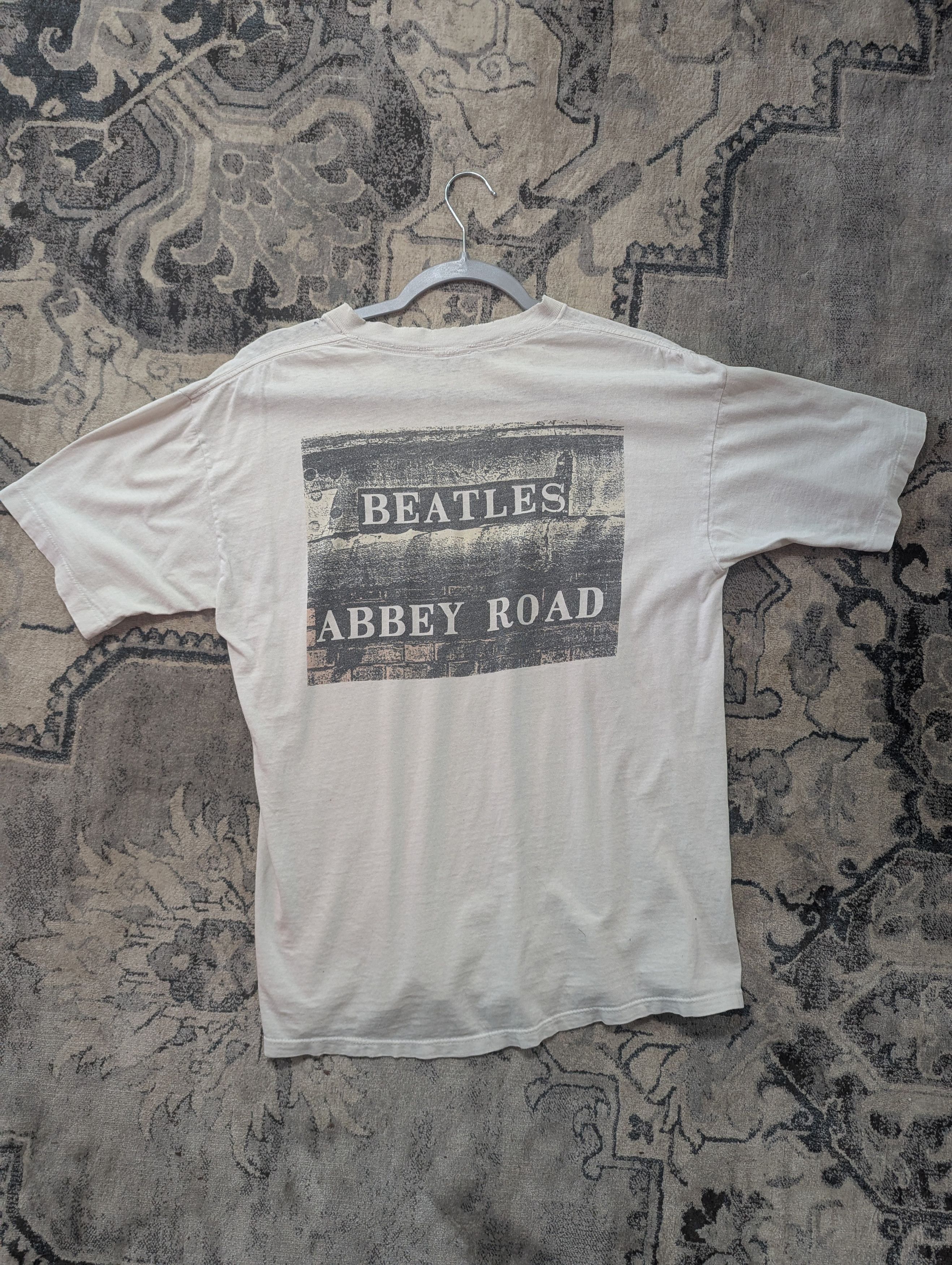 Vintage Vintage Beatles Abbey Road T Shirt Size US M / EU 48-50 / 2 - 3 Thumbnail