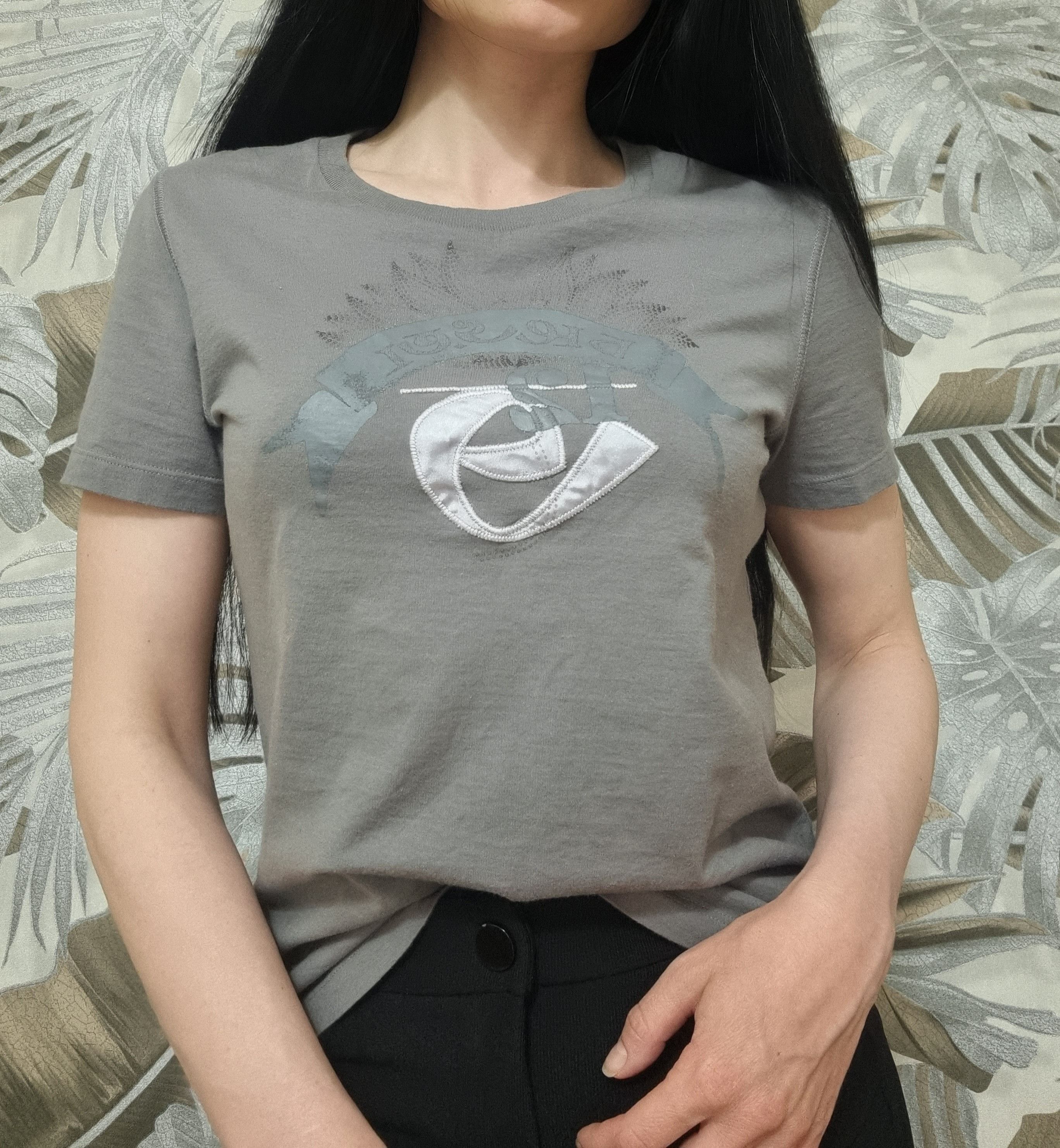 Diesel Diesel Opium Vintage Graphite Women's T-Shirt Size S / US 4 / IT 40 - 9 Thumbnail