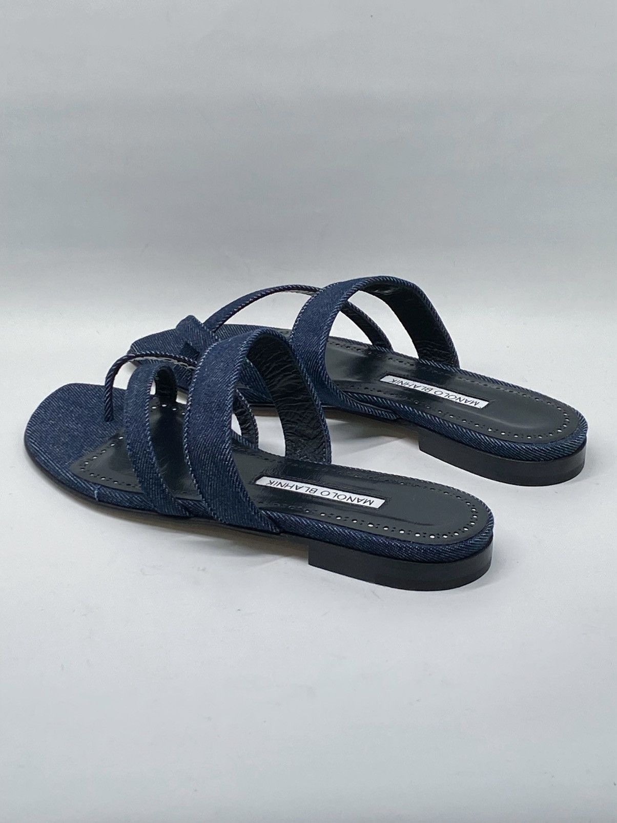 Manolo Blahnik Manolo Blahnik Susaperf Cotton Flat Sandals size 37 Size US 7 / IT 37 - 7 Thumbnail