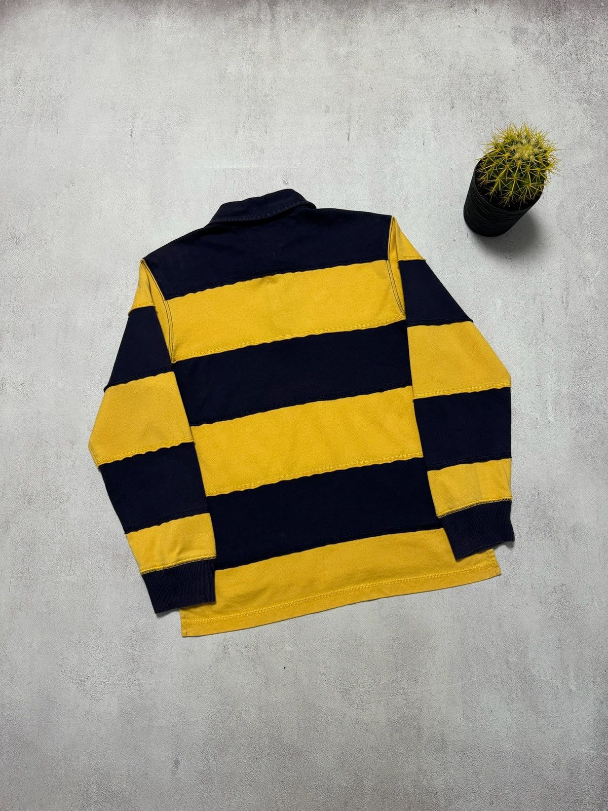 Tommy Hilfiger × Vintage Vintage Tommy Hilfiger Rugby Striped Sweatshirt Y2K 90s Size US S / EU 44-46 / 1 - 10 Thumbnail