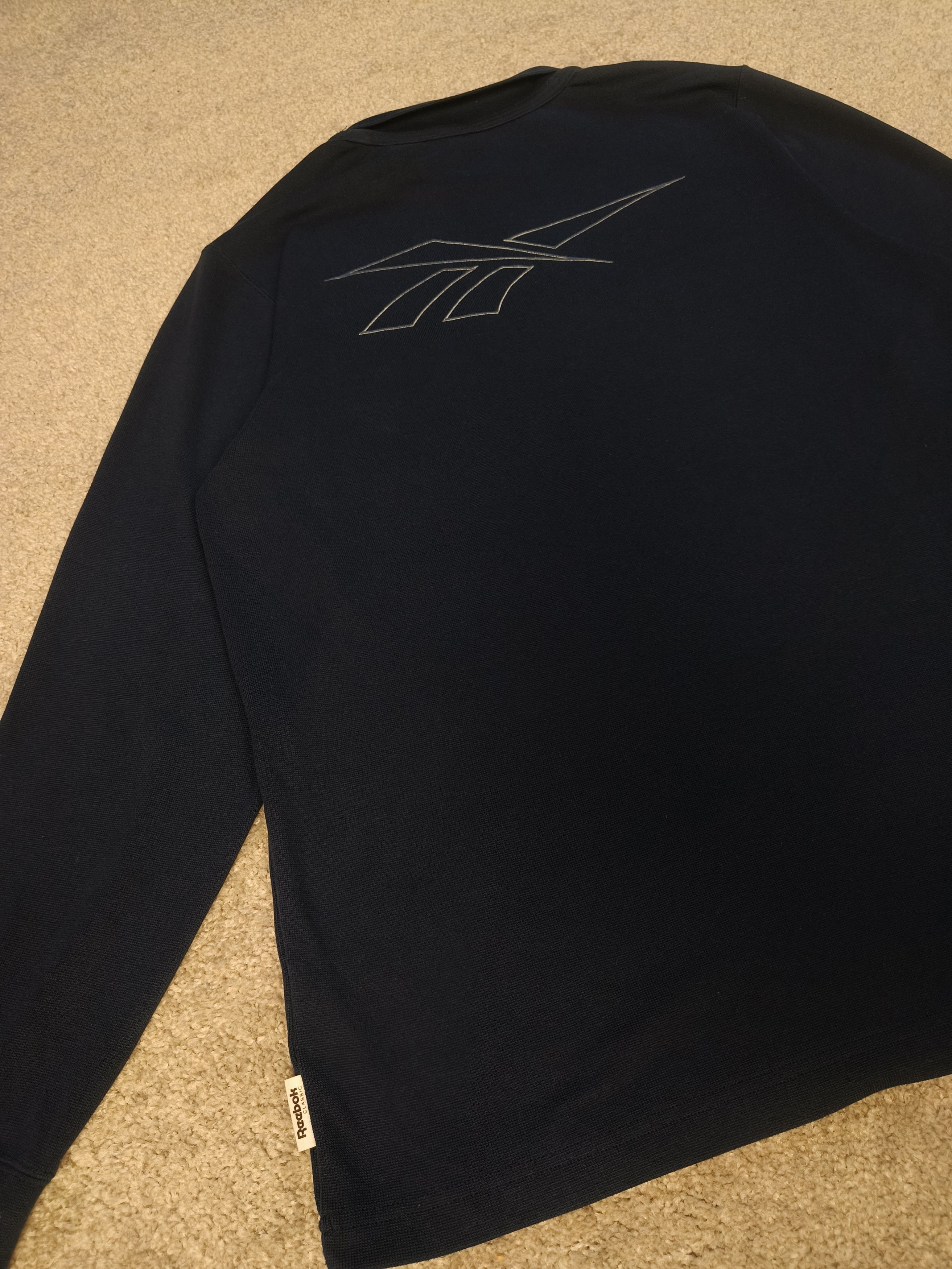 Reebok Reebok Classic Long Sleeve Tee Black Vector Logo Athletic Size US L / EU 52-54 / 3 - 2 Thumbnail
