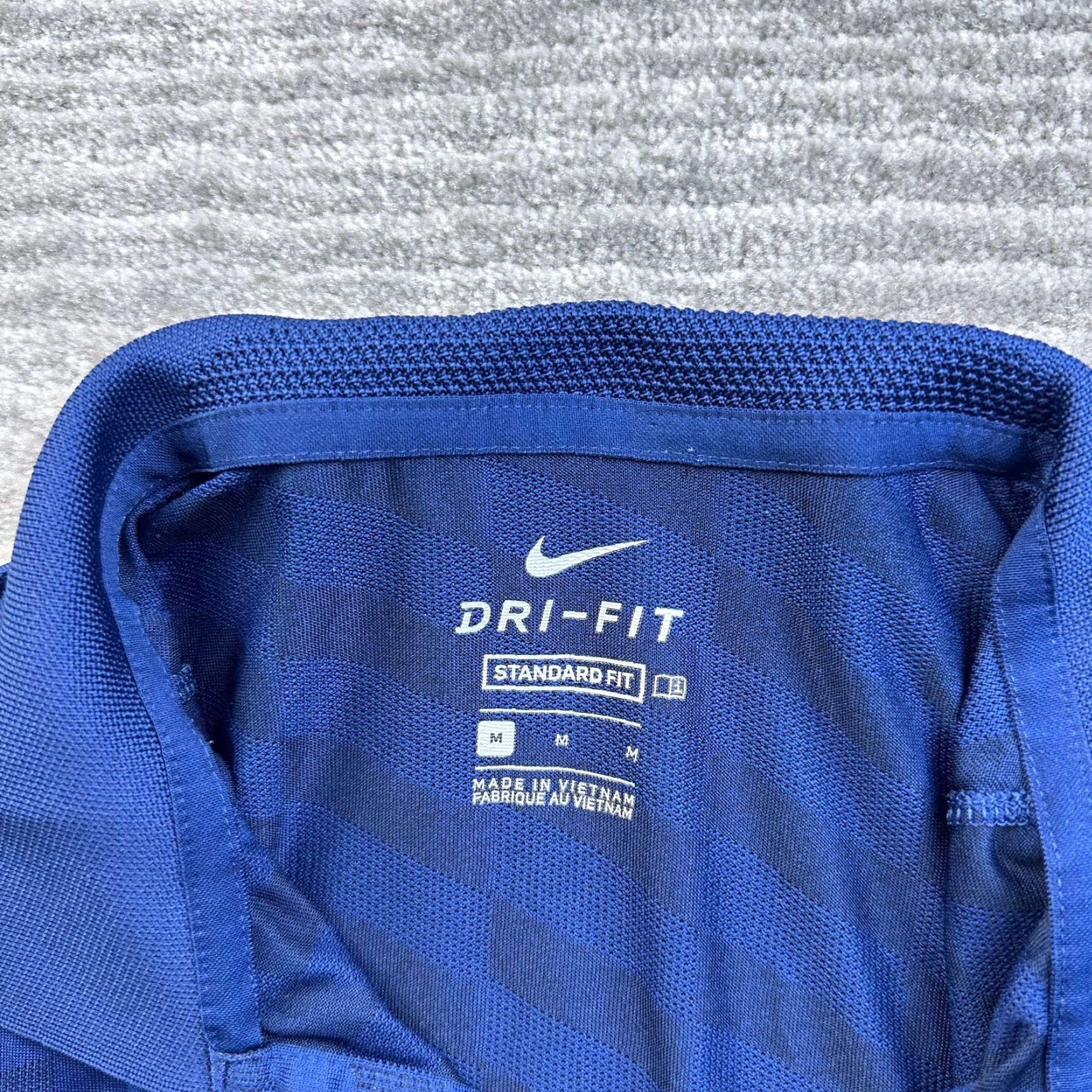 Nike Nike Polo Shirt Mens Medium Blue Vapor Dri Fit Golf Performance Polo Shirt Nike Dri-Fit Size US M / EU 48-50 / 2 - 7 Thumbnail