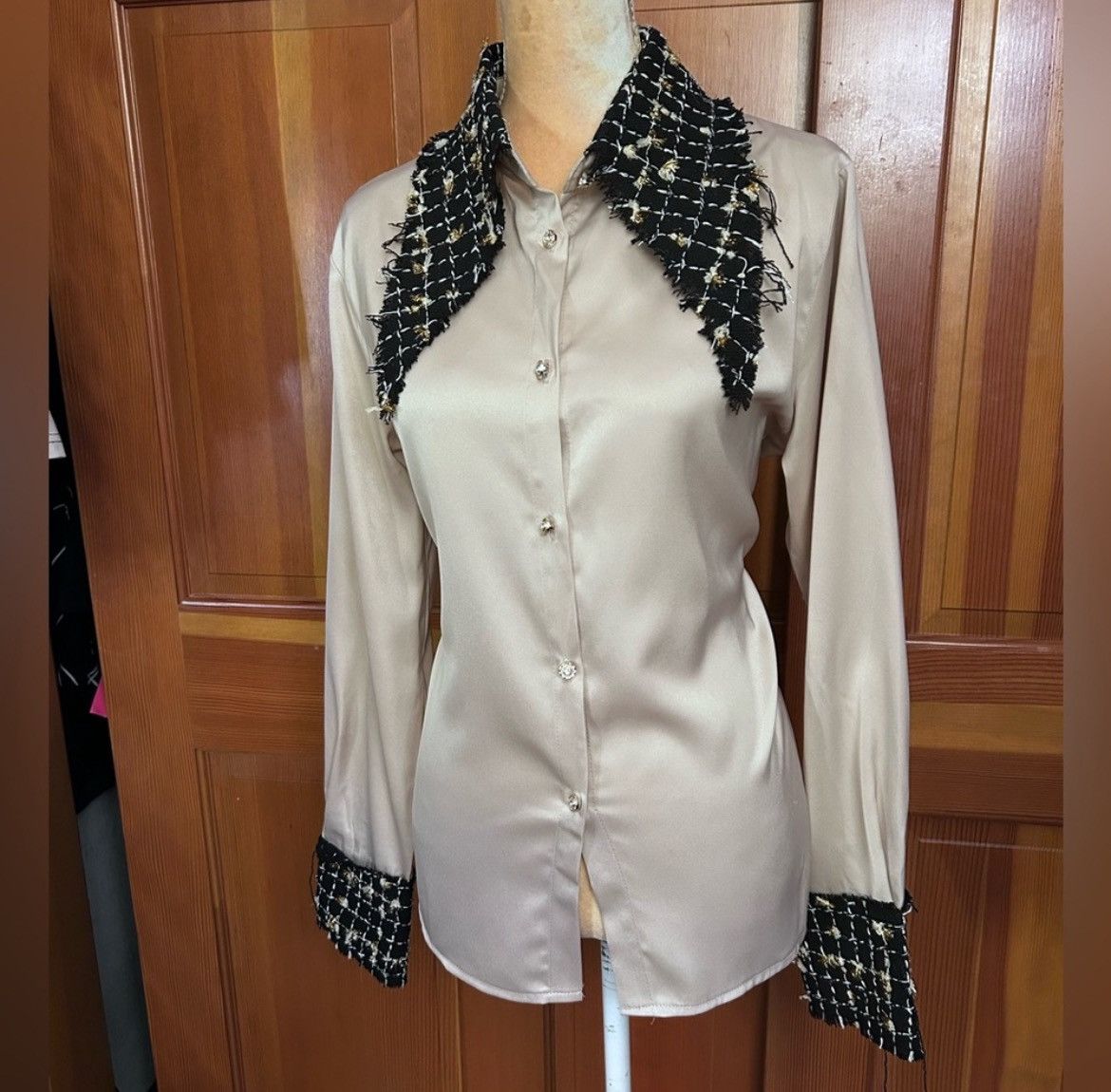 Designer × Other NWT, Lavishly Paris Women’s Elegant Tweed Detail Blouse Size M / US 6-8 / IT 42-44 - 11 Thumbnail