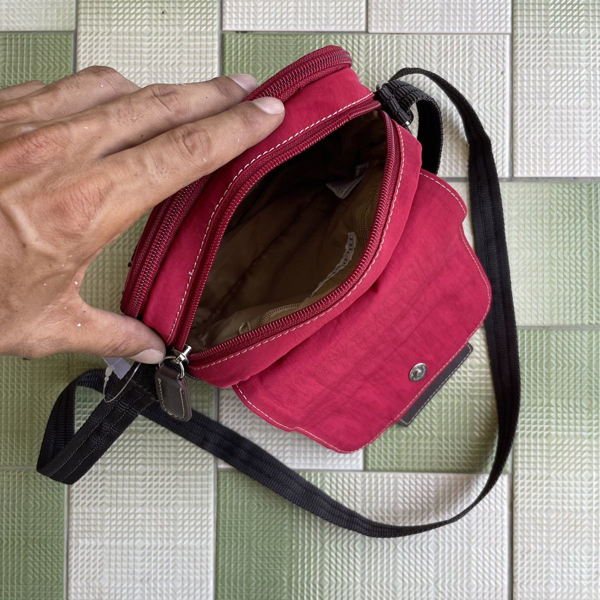 Designer × Japanese Brand Multi-Pocket Small Crossbody Nicoletta Moretti Size ONE SIZE - 7 Thumbnail
