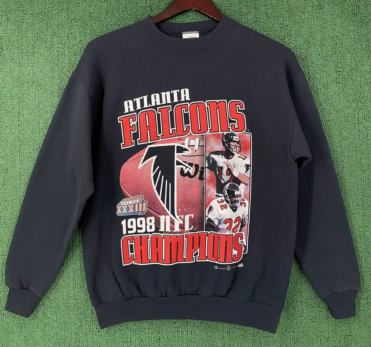 Tultex 1998 Atlanta Falcons NFC Champs Sweatshirt Men’s Size Large Size US L / EU 52-54 / 3 - 1 Thumbnail