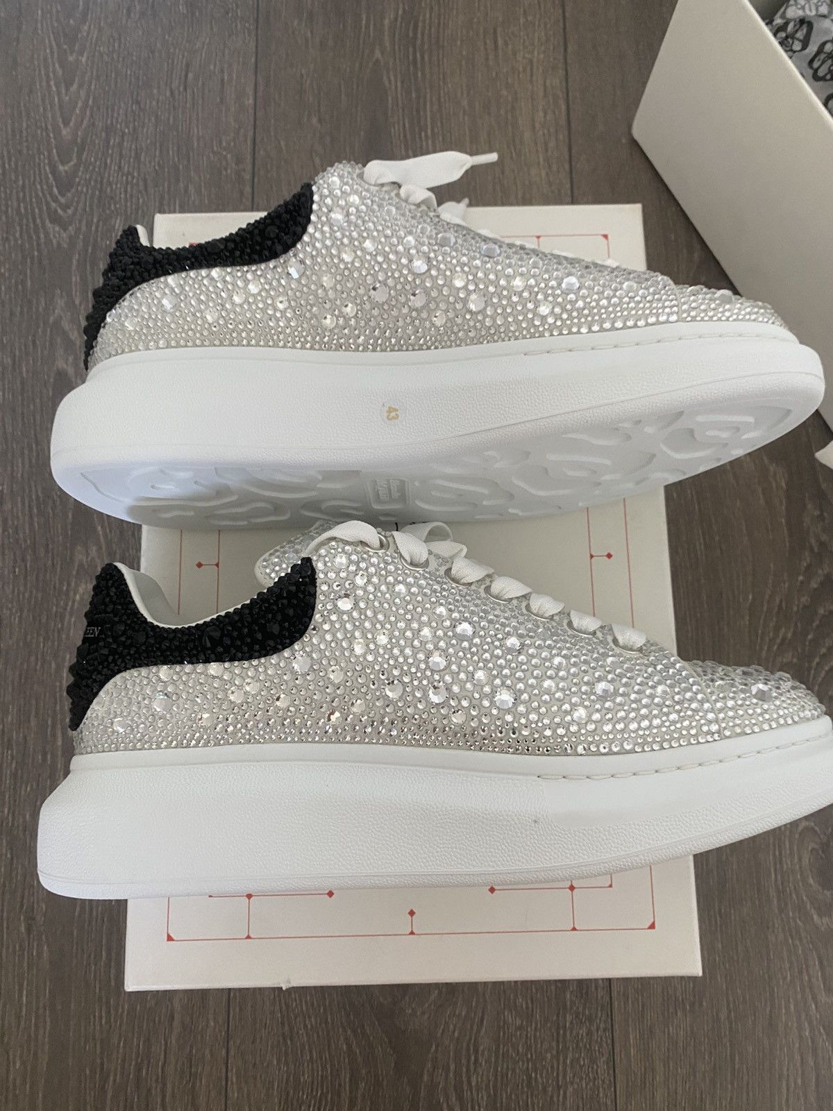 Alexander McQueen Alexander McQueen Crystal Embellishment sneakers Size US 8 / EU 41 - 4 Thumbnail