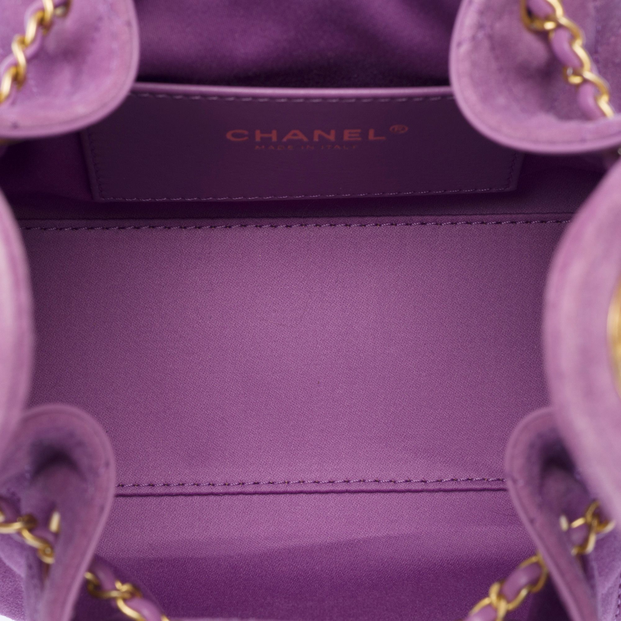 Chanel 25 bag in purple leather