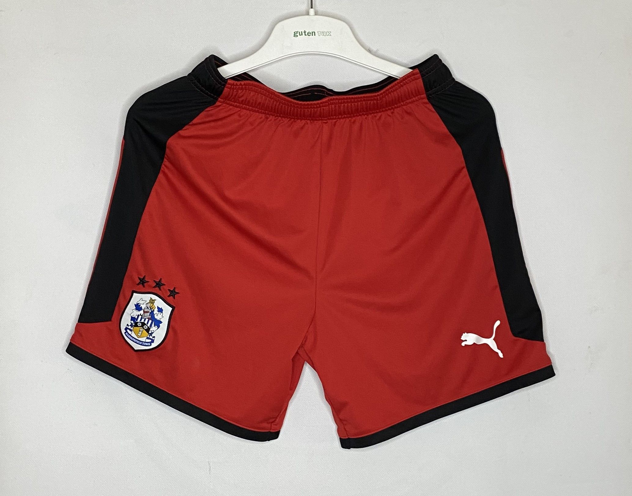 Puma HUDDERSFIELD TOWN 2017 2018 AWAY FOOTBALL SOCCER SHORTS Size US 32 / EU 48 - 1 Thumbnail