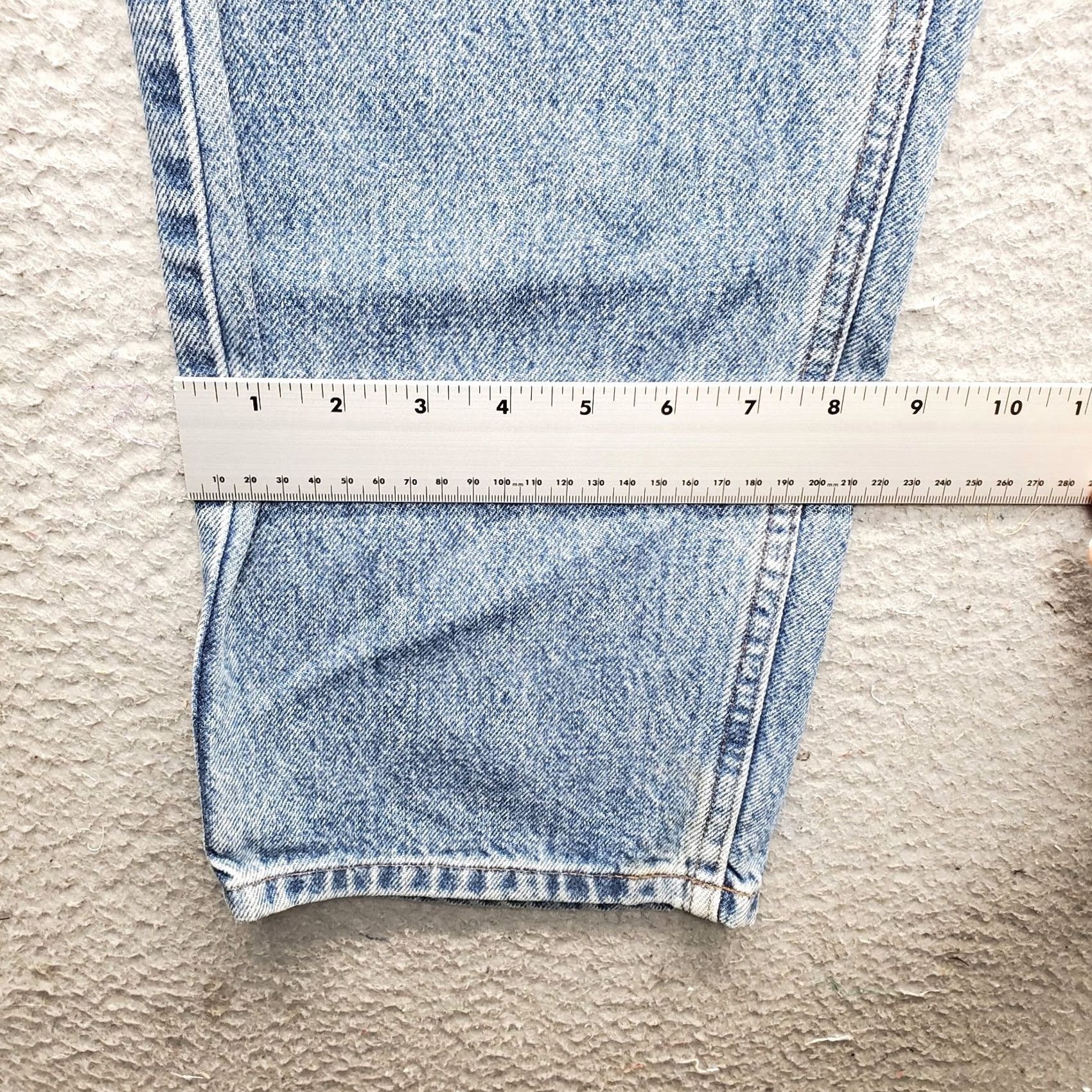 Harley Davidson Harley-Davidson Jeans Mens 33/30 Blue Denim Medium Wash High Rise Straight Denim Jeans Mens Size 33 Blue USA 5-Pocket Regular Fit Shirt Size US 33 - 5 Thumbnail