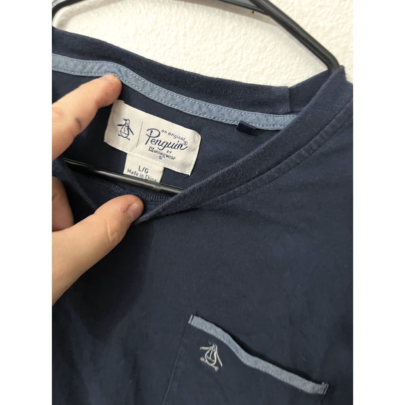 Original Penguin Original Penguin Short Sleeve T-Shirt Men’s Navy Blue Size Large Colorblock Graphic Modern Size US L / EU 52-54 / 3 - 2 Thumbnail