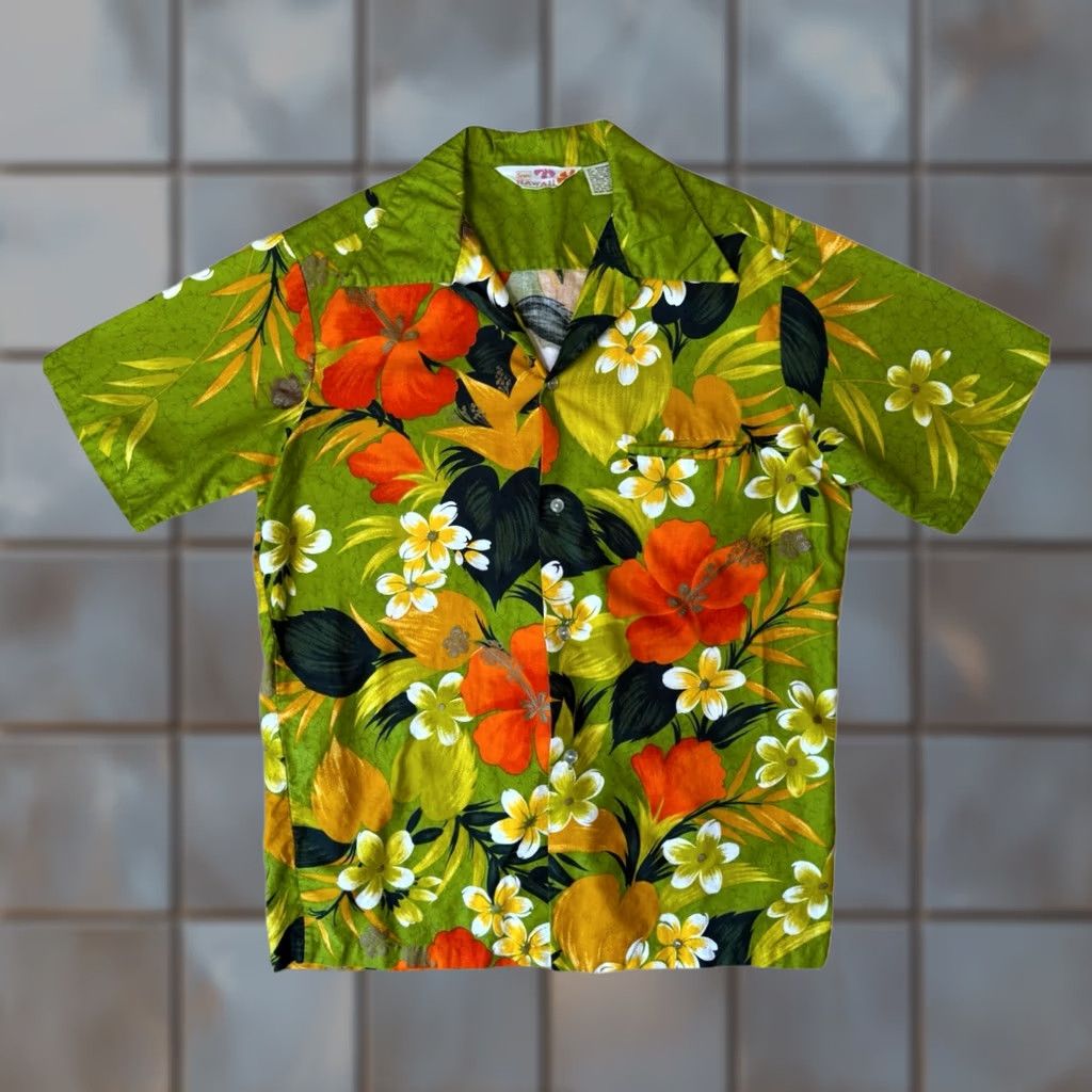Sears VINTAGE Sears Hawaii Shirt Medium Green 60s Short Sleeve Floral Beach Hawaiian 60s Mens Shirt Size US M / EU 48-50 / 2 - 1 Thumbnail