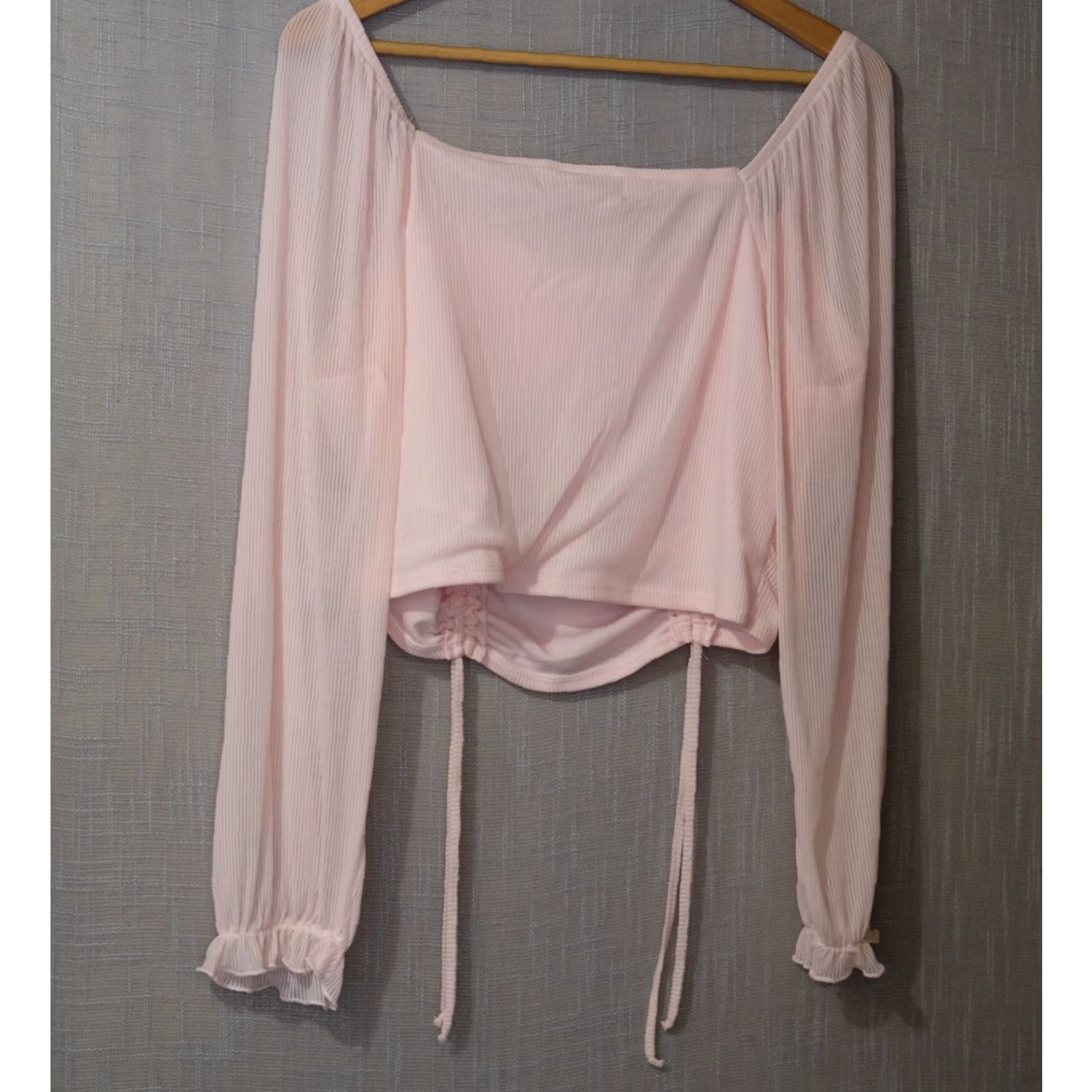 Almost Famous NWT! Almost Famous Cropped Top Pink Ruched Womens XXL Shirt Top Cropped Pink Ruched Balloon Sleeve Square Neck Size XXL / US 16-18 / IT 52-54 - 5 Thumbnail