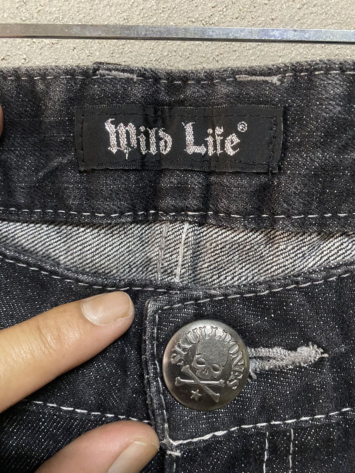 Le Grande Bleu (L.G.B.) Japanese Brand Skull Bones Mastermind Jeans Size US 34 / EU 50 - 6 Thumbnail