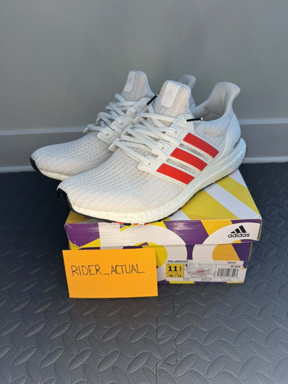 Adidas Adidas UltraBOOST Size US 11.5 / EU 44-45 - 5 Thumbnail