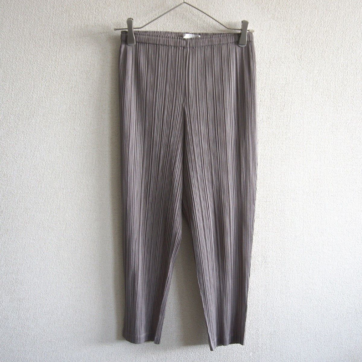 Vintage PLEATS PLEASE Pleated Pants Size 32 Size US 32 / EU 48 - 1 Thumbnail