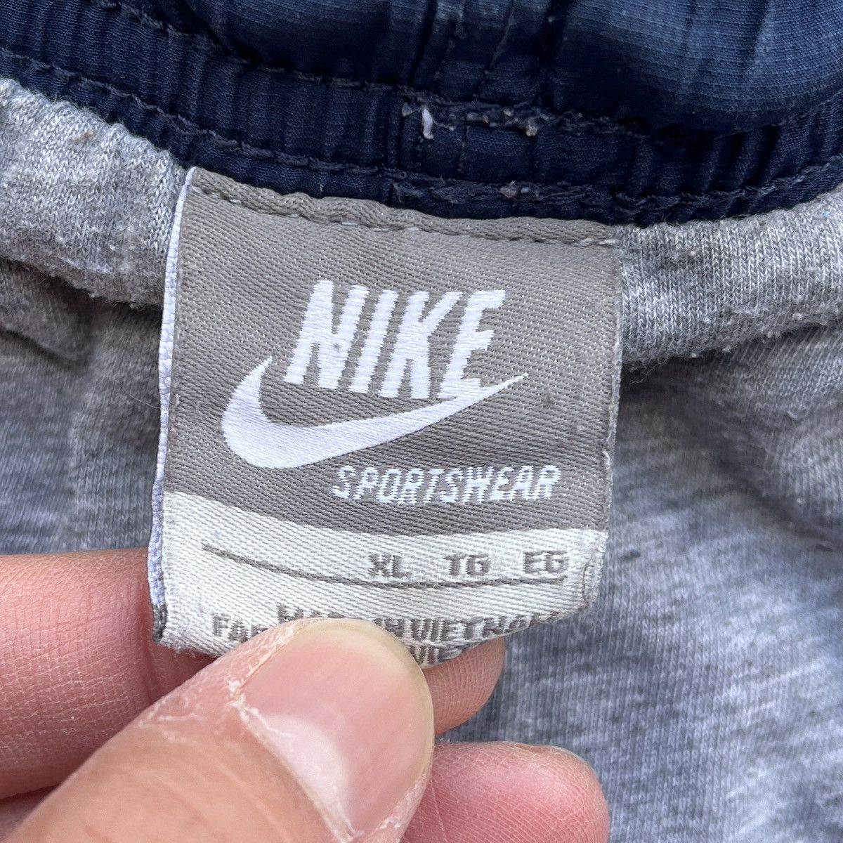 Nike Nike trackpants Size US 38 / EU 54 - 4 Thumbnail