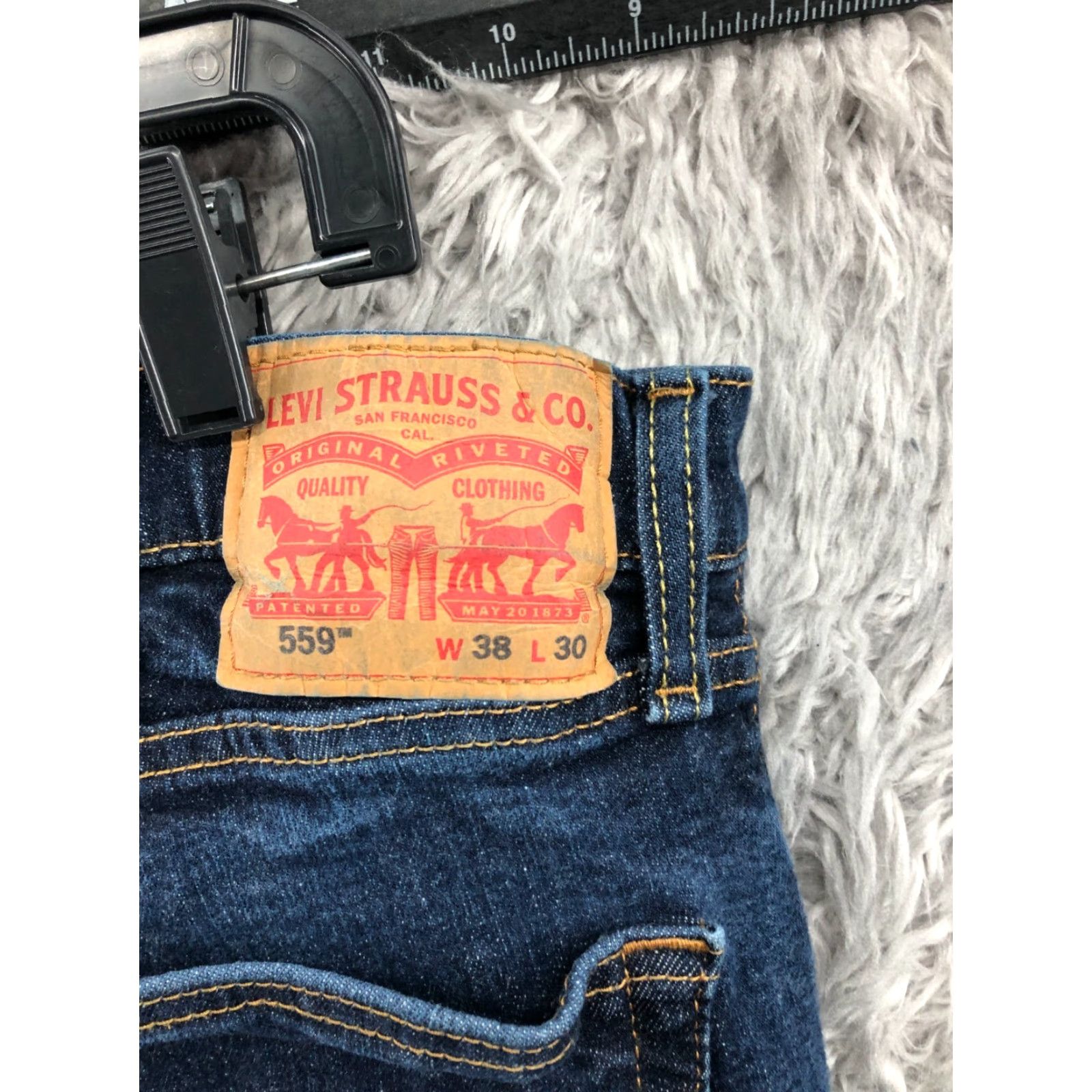 Levi's Levi's 559 Straight Jeans Denim Blue 38x30 Mens Regular Mid Rise 5-Pocket Belt Loops Distressed No Vintage No Size US 38 / EU 54 - 6 Thumbnail