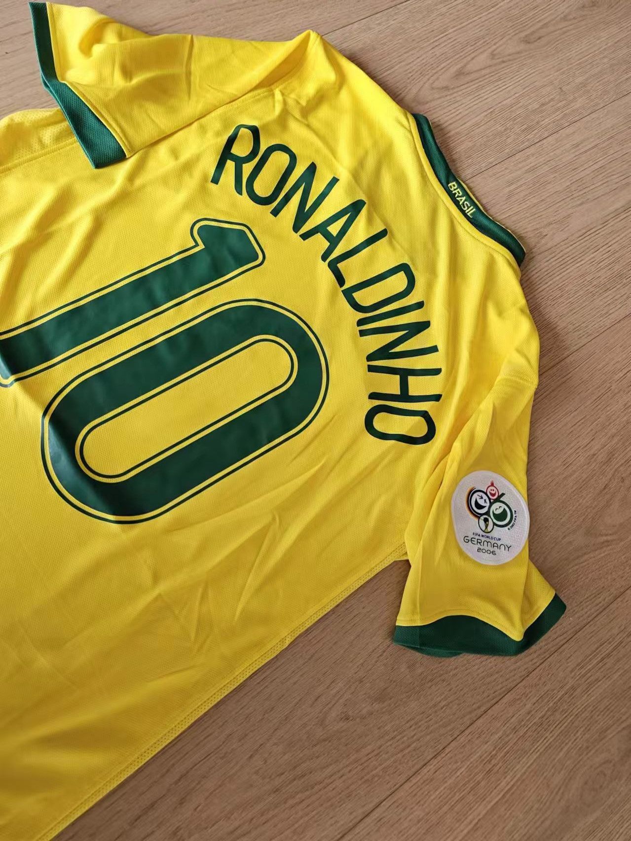 Other Brazil #10 Ronaldinho Jersey 2006 World Cup Brazil M Size US M / EU 48-50 / 2 - 3 Thumbnail