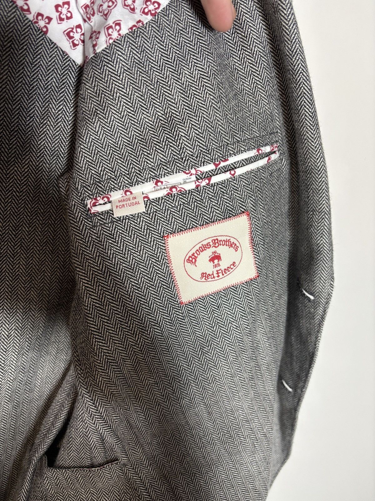 Brooks Brothers Brooks Brothers Red Fleece Grey Herringbone Blazer 44L Size 44L - 3 Thumbnail