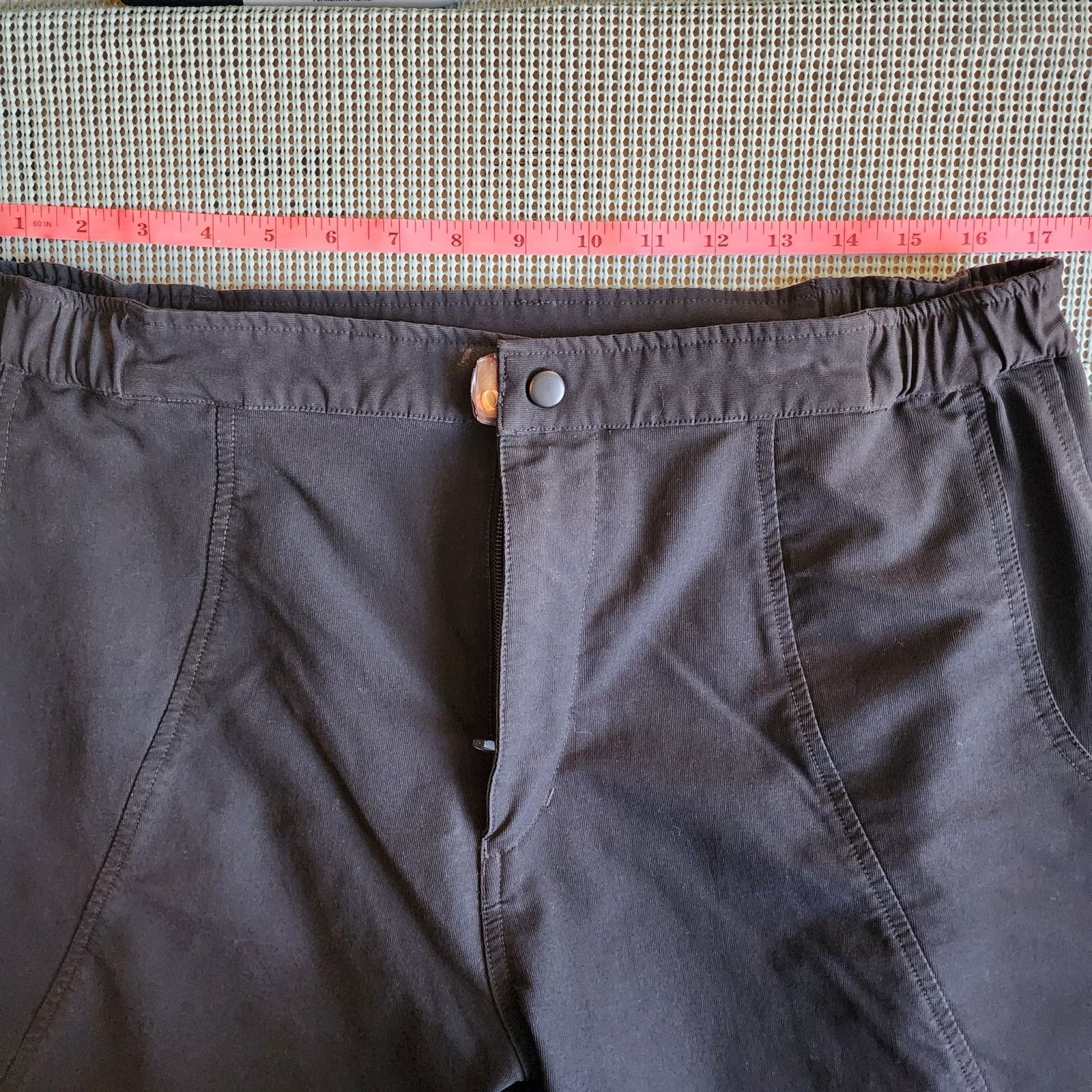 PEARL iZUMi Pearl Izumi Black Cycling Shorts Men's Size 34 - Size US 34 / EU 50 - 11 Thumbnail