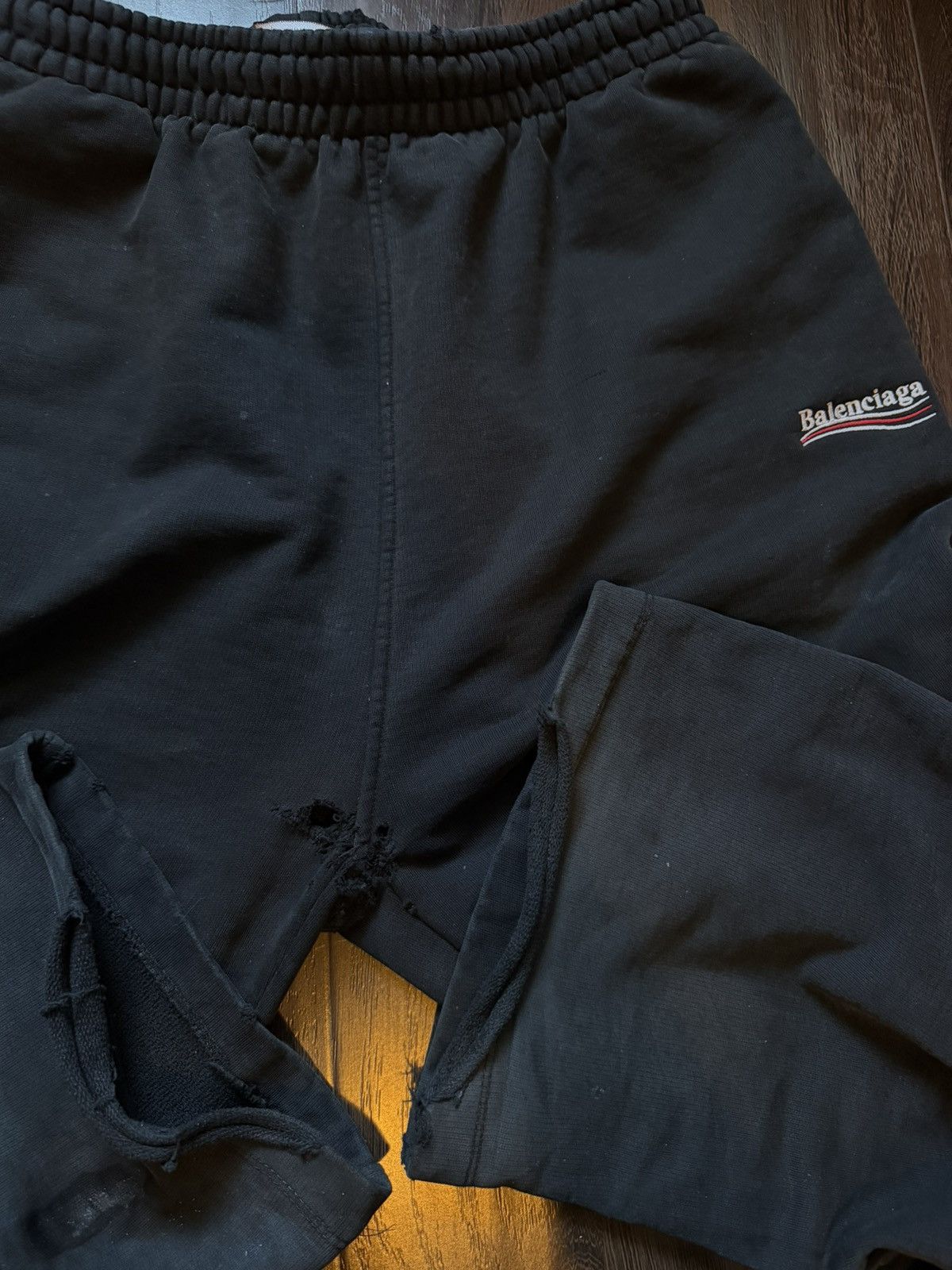 Balenciaga Balenciaga Campaign Sweats Size US 32 / EU 48 - 6 Thumbnail