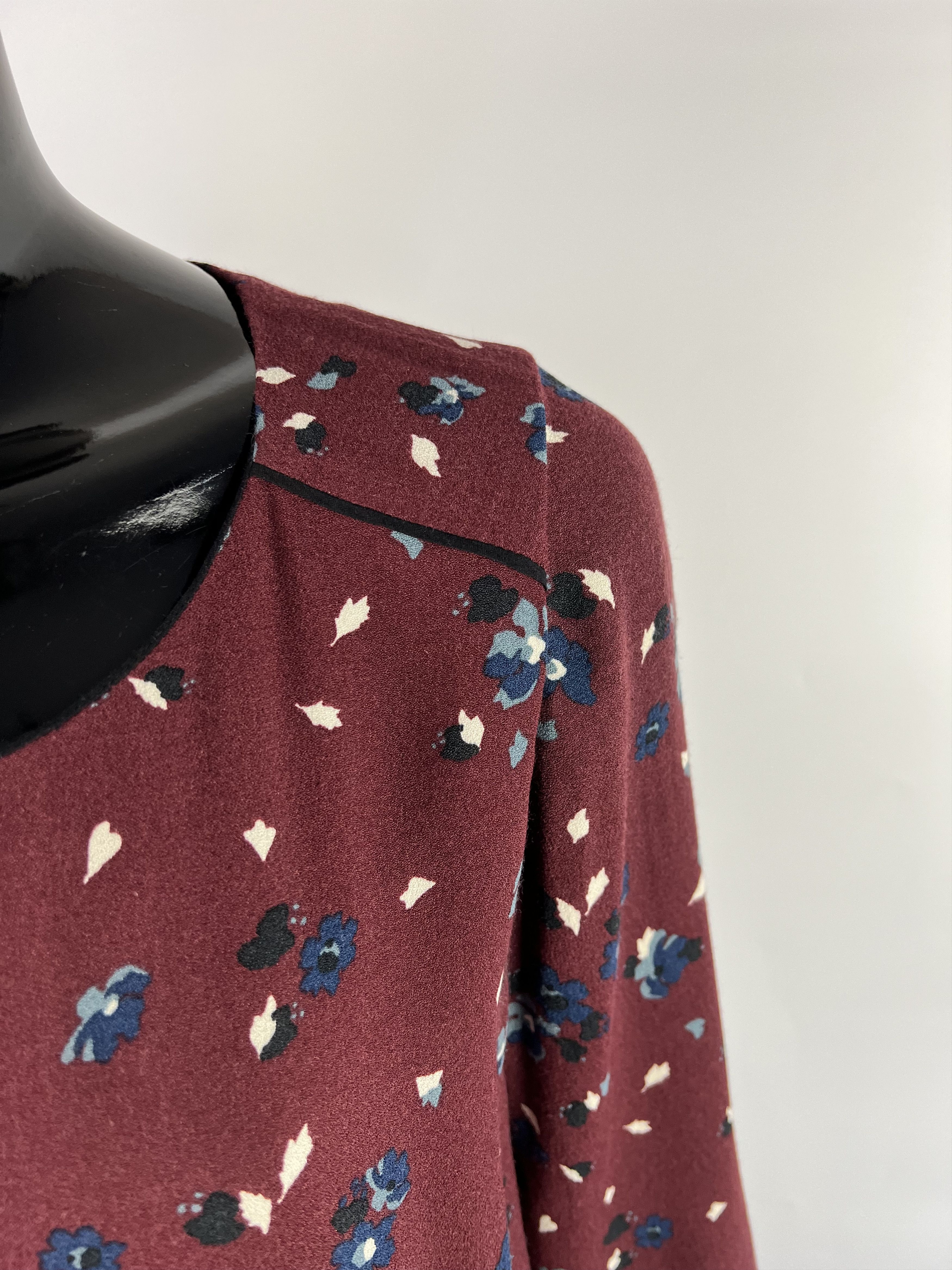 Sezane Sezane Burgundy Floral Print Half Sleeve Short Dress Size 36 Size S / US 4 / IT 40 - 6 Thumbnail