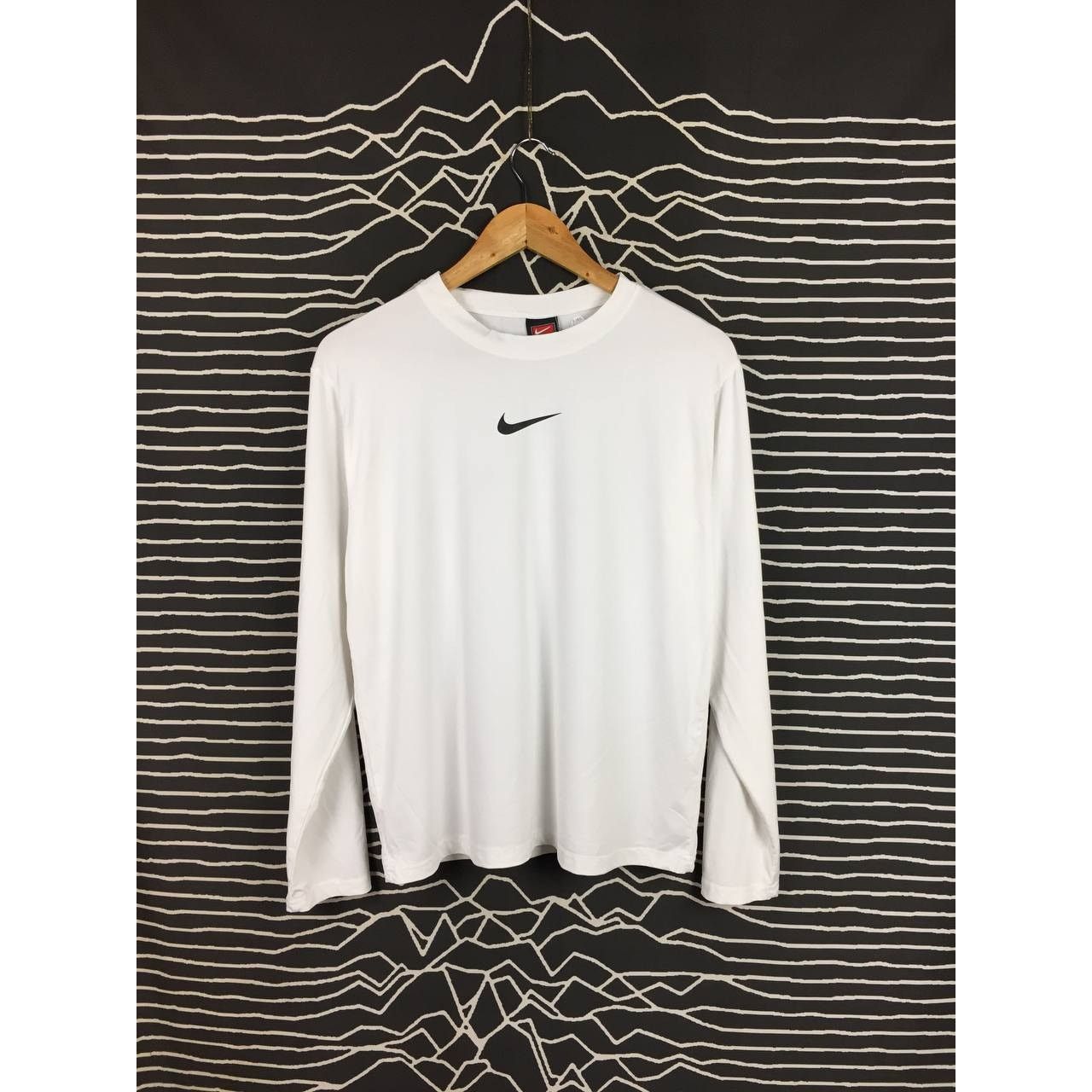 Nike × Vintage Nike Swoosh Center Logo Performance Lightweight Jersey Size US M / EU 48-50 / 2 - 2 Thumbnail