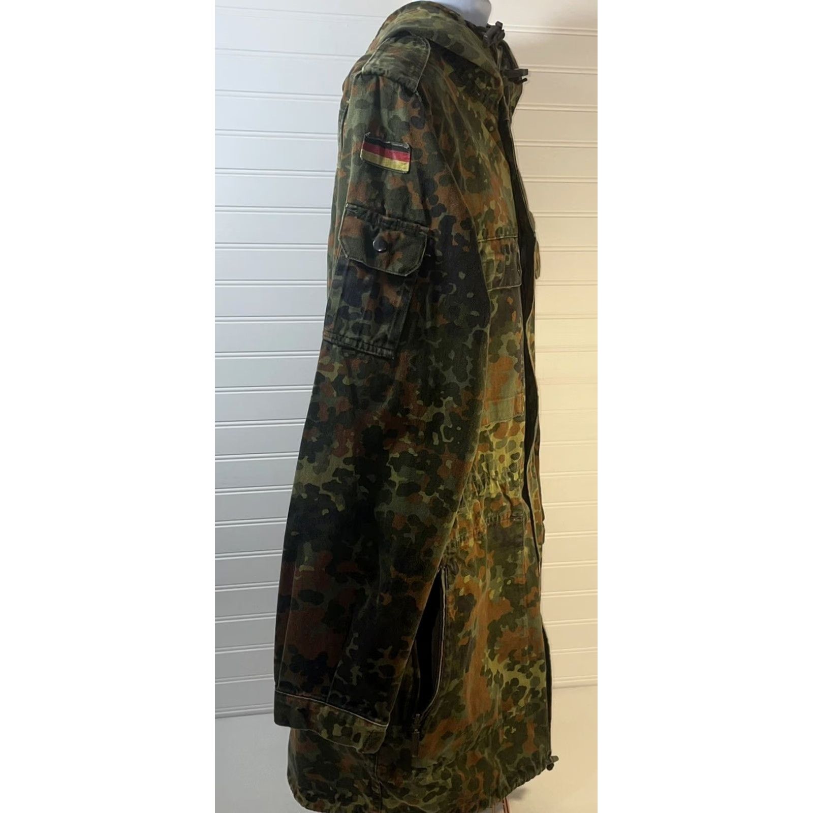 GmbH VINTAGE Kohler GMBH German Army Jacket Men Large Flecktarn Camo Military Combat Jacket Size US L / EU 52-54 / 3 - 5 Thumbnail