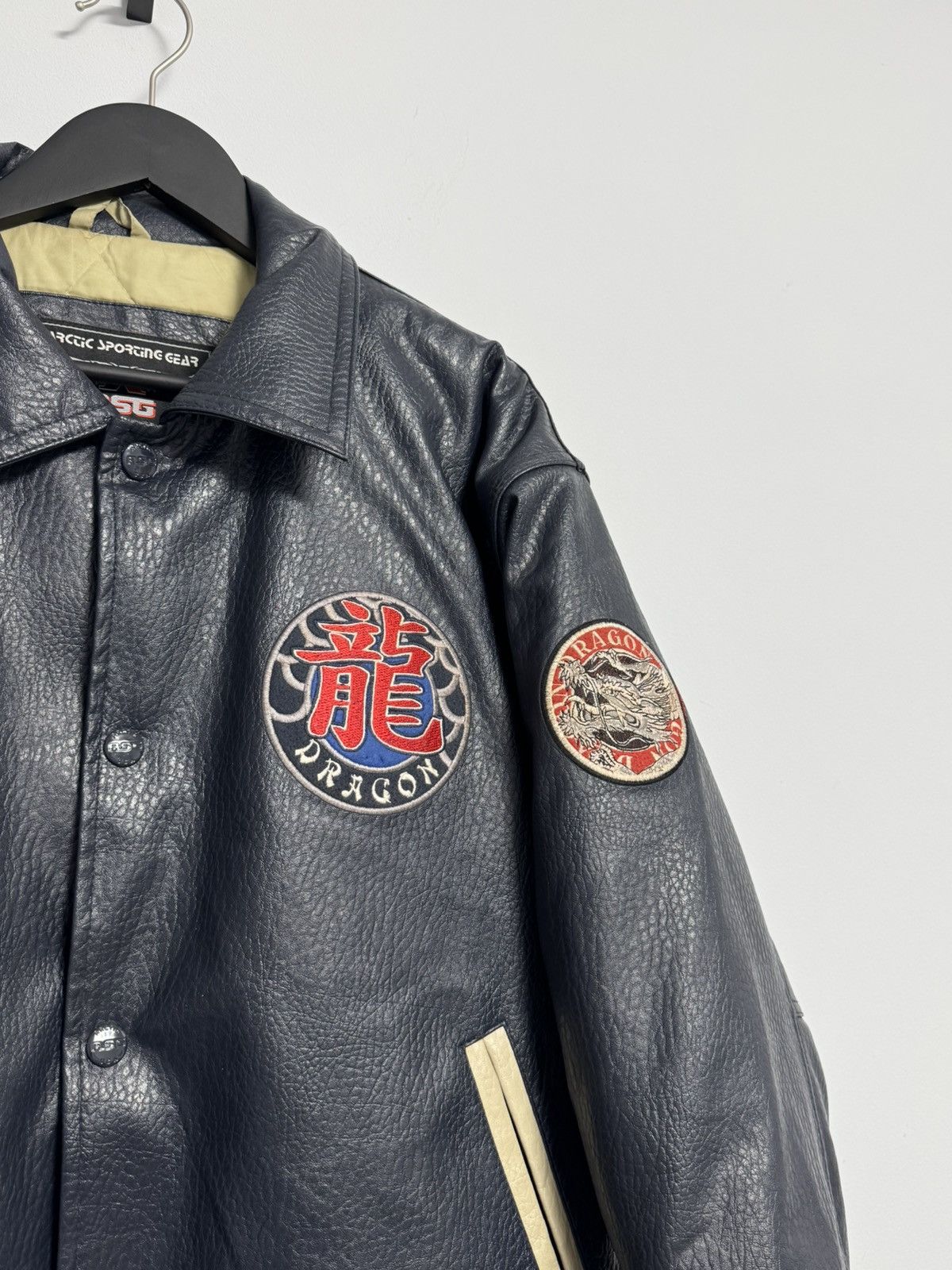 Other Vintage Dragon Embroidered Jacket Y2K Rare Streetwear Bomber Size US L / EU 52-54 / 3 - 3 Thumbnail