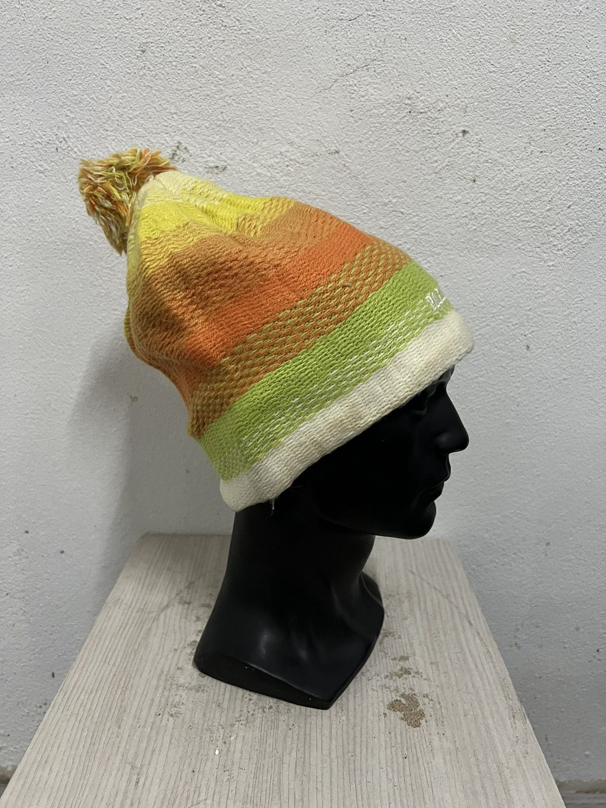 Vintage Vintage paradiso Multicolour Beanie Hat Size ONE SIZE - 4 Thumbnail