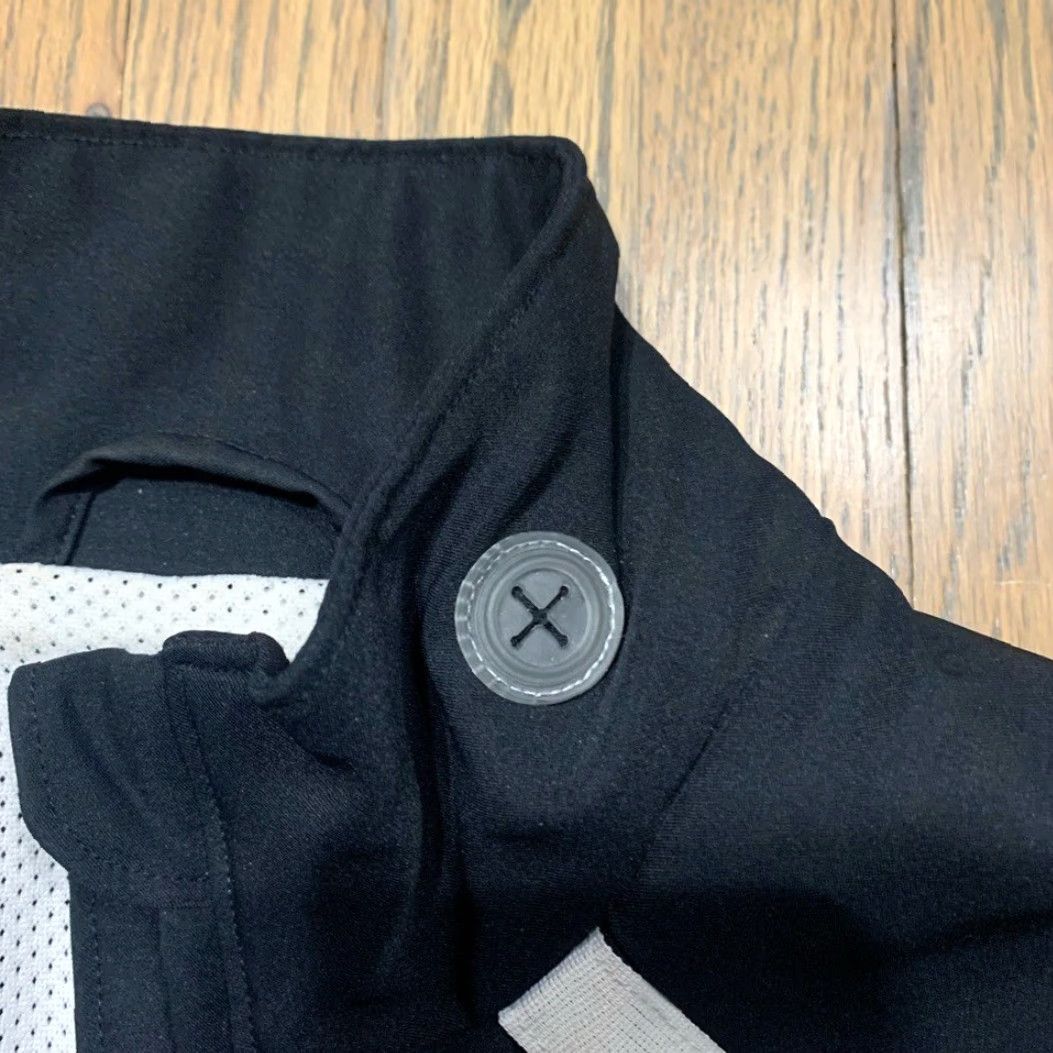 Under Armour Under Armour Black Jacket Small Unisex Adults S Polyester Basic Jacket Men/Women? Size US S / EU 44-46 / 1 - 4 Thumbnail