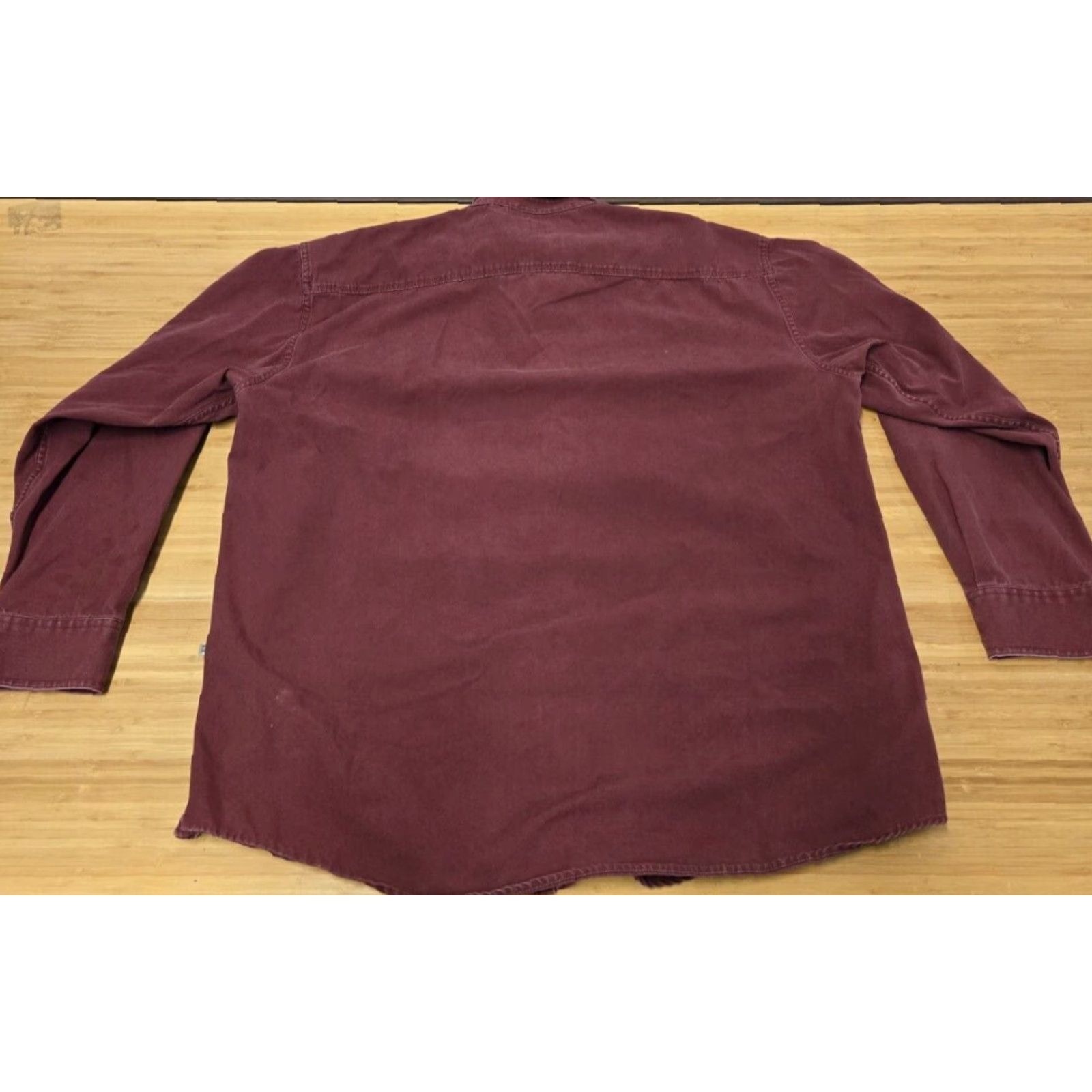 Vintage Cabela's Button-Up Shirt Burgundy Embroidered Eagle XLT Men’s Long Sleeve Casual Workwear Travel Button-Down Pocketed Cotton Peru Made in Peru Size US XL / EU 56 / 4 - 7 Thumbnail