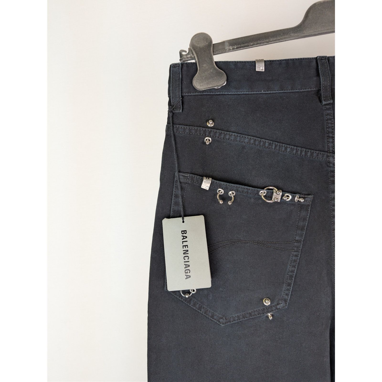 Balenciaga o1rshd1 Q:2 / Left Hand Denim Pierced Baggy Pants in Black Size US 32 / EU 48 - 14 Thumbnail