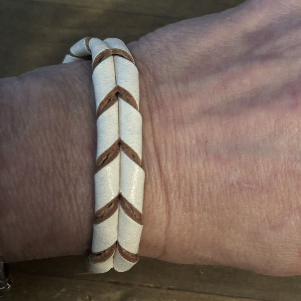 Vintage Vintage woven white leather bracelet Size ONE SIZE - 5 Thumbnail