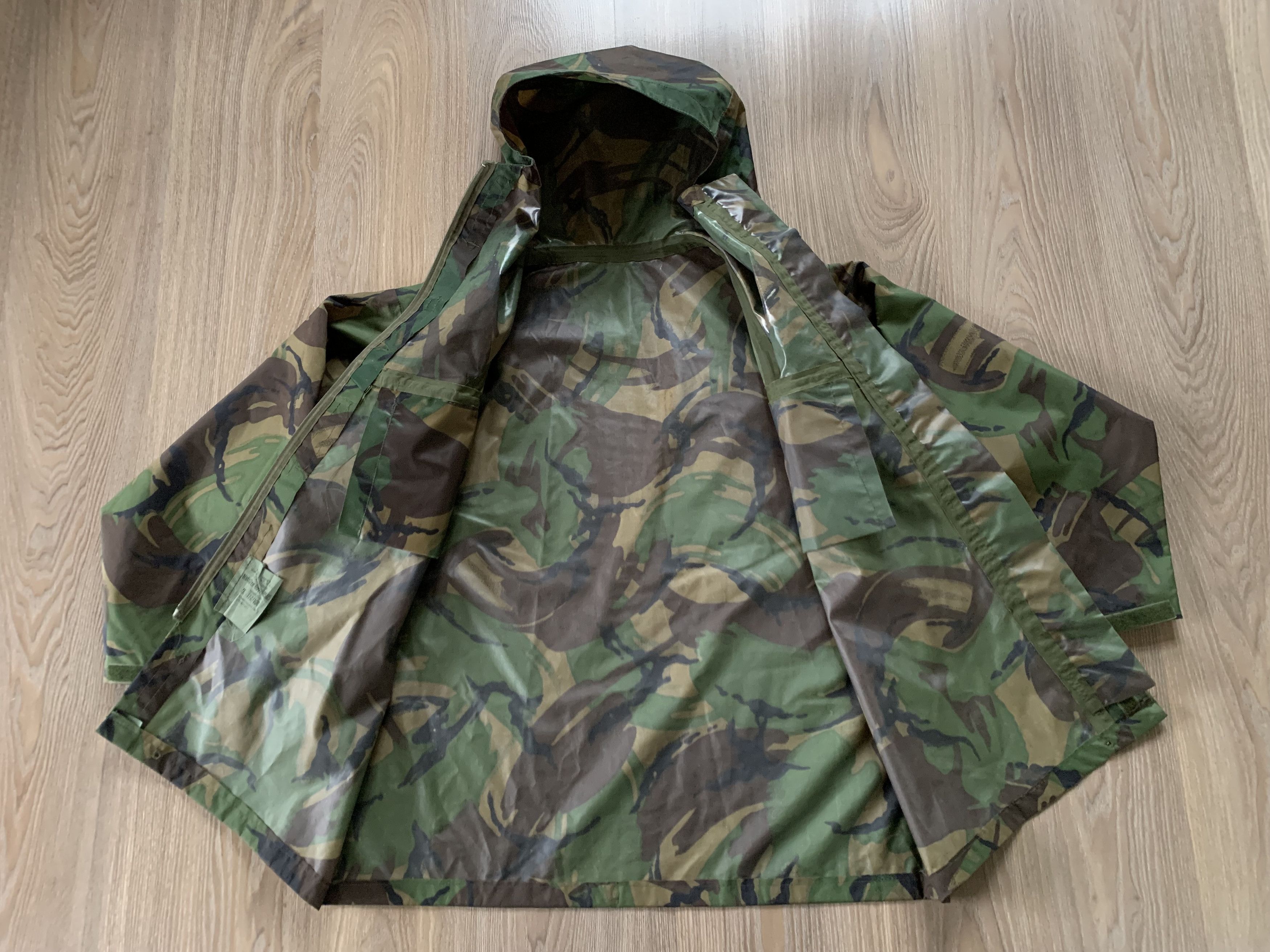 Vintage Vintage NATO Waterproof Military Camo Jacket Size US XL / EU 56 / 4 - 4 Thumbnail